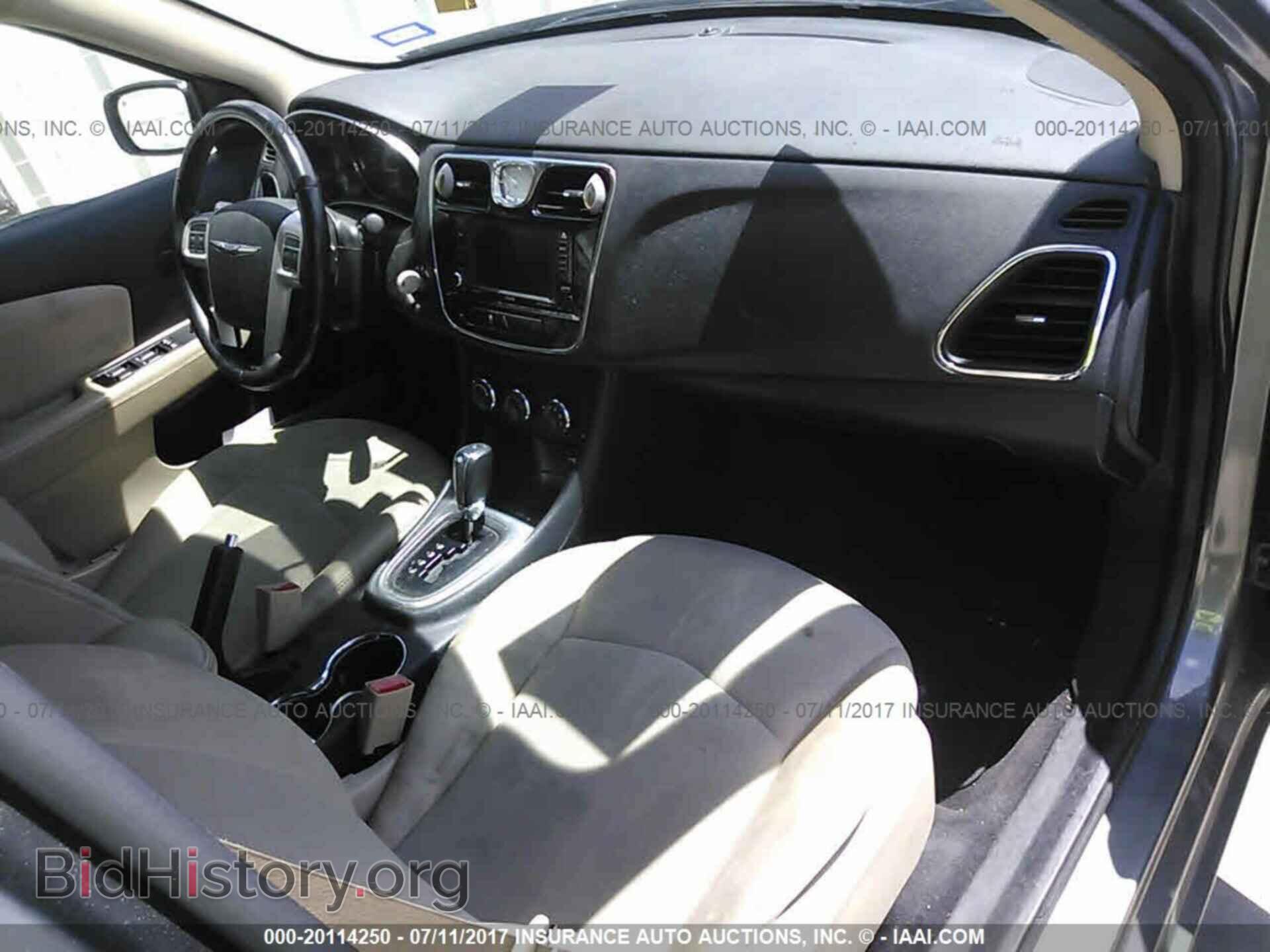 2012 Chrysler 200 - VIN: 1C3CCBBG4CN164616 - Фото 5