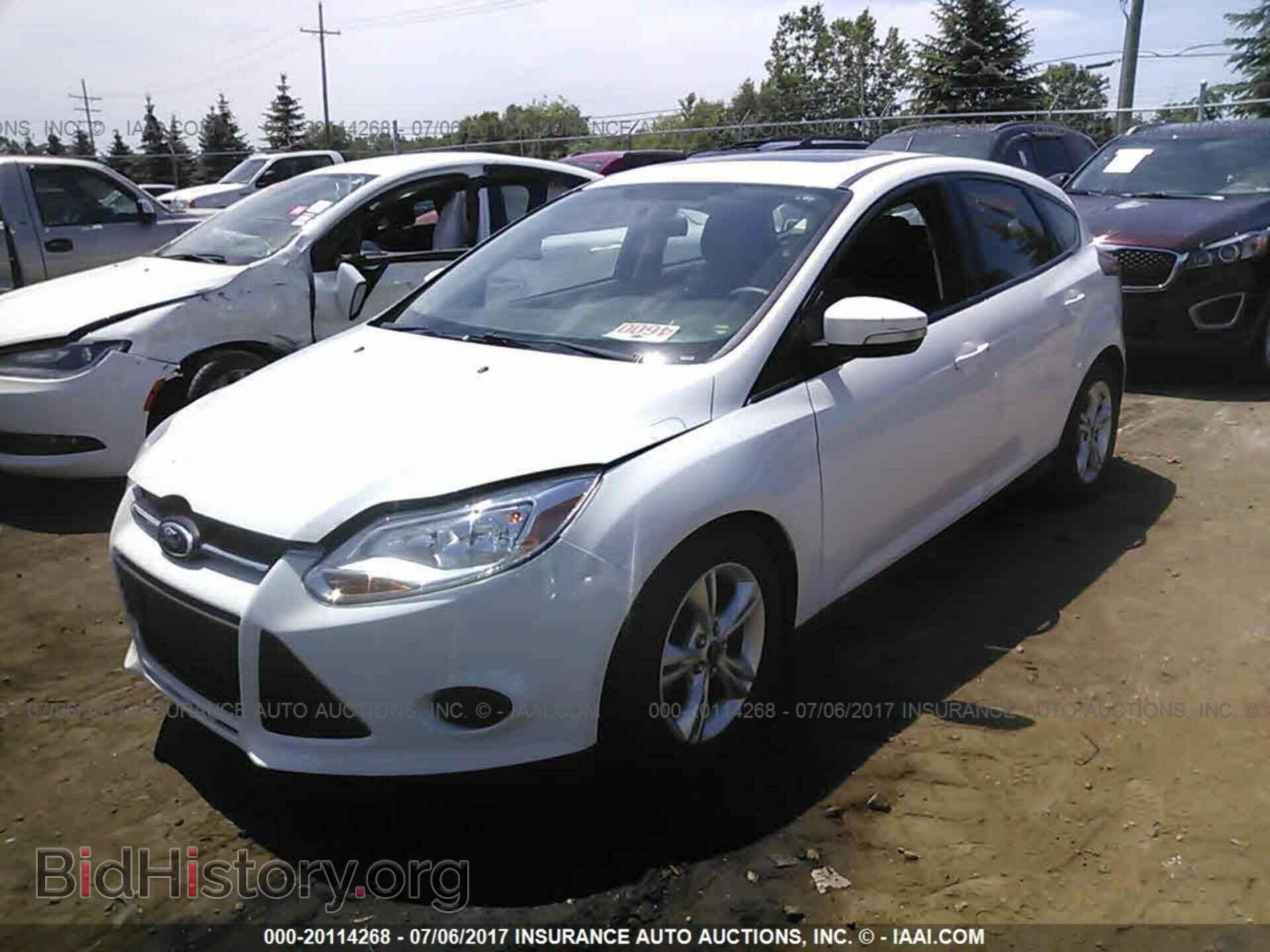 2014 Ford Focus - VIN: 1FADP3K26EL300957 - Фото 2