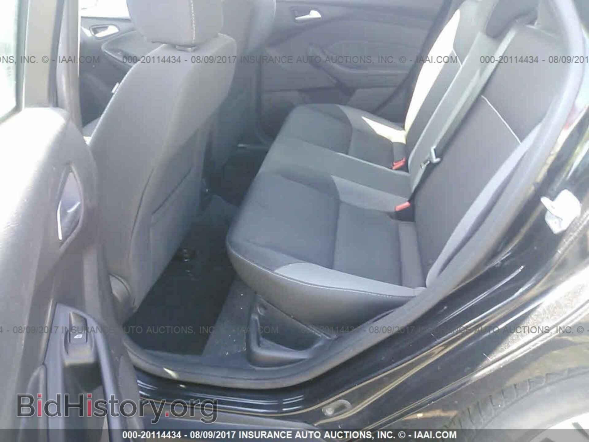 2014 Ford Focus - VIN: 1FADP3F21EL136592 - Photo 8