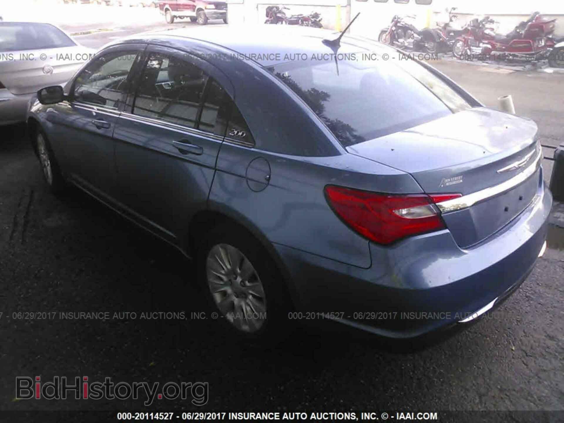 2011 Chrysler 200 - VIN: 1C3BC4FB8BN592144 - Photo 3
