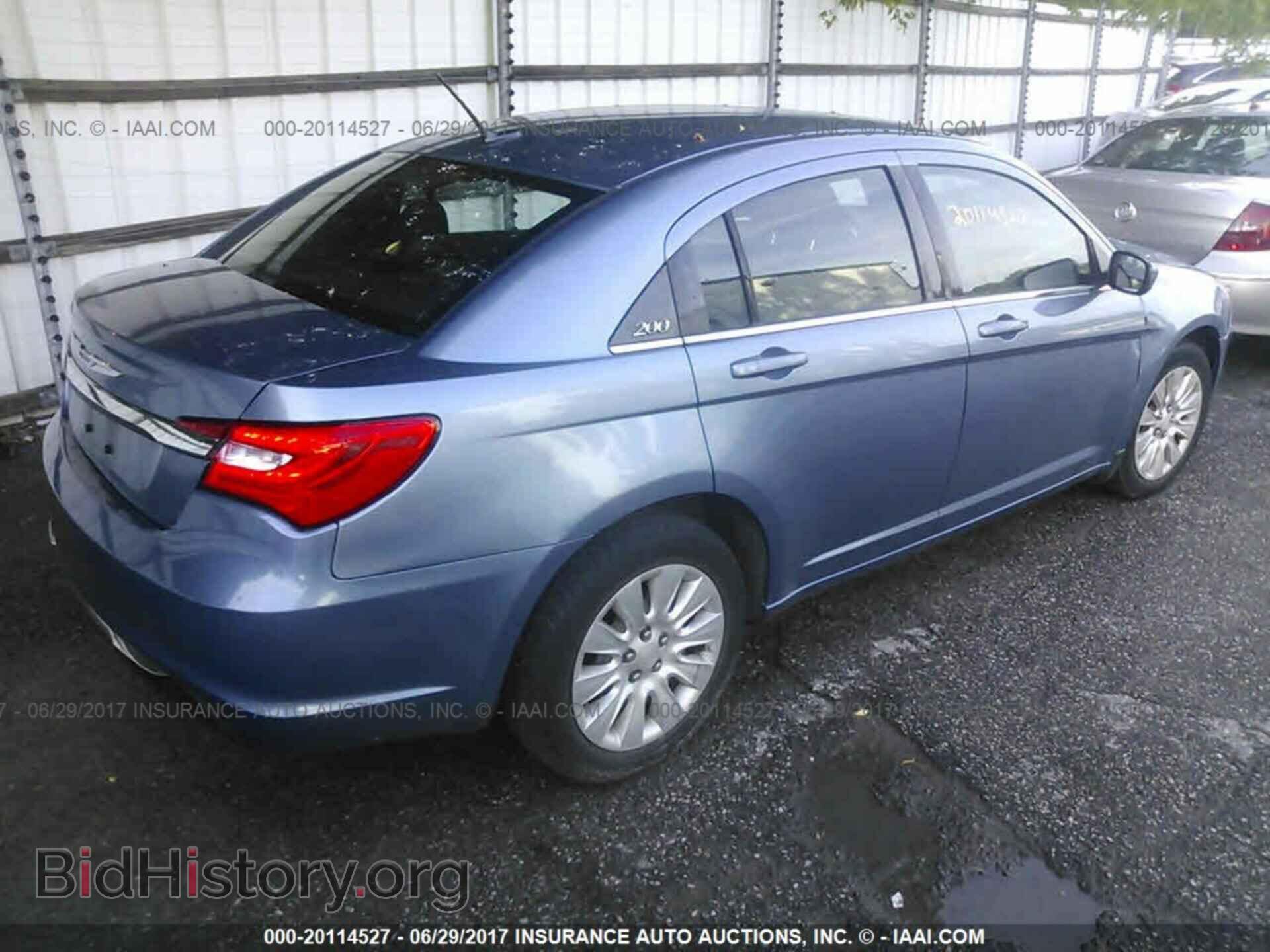 2011 Chrysler 200 - VIN: 1C3BC4FB8BN592144 - Photo 4