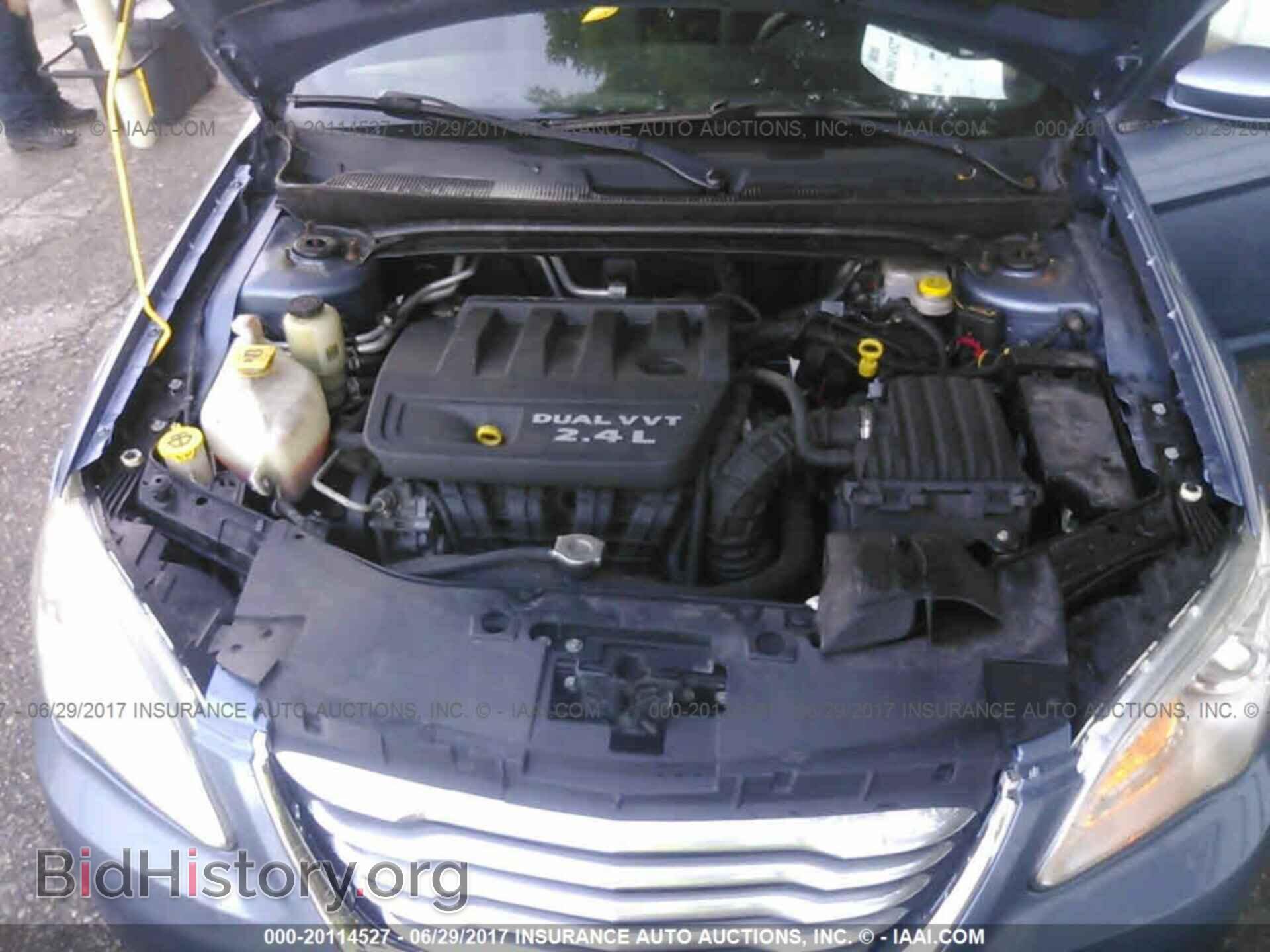 2011 Chrysler 200 - VIN: 1C3BC4FB8BN592144 - Photo 10