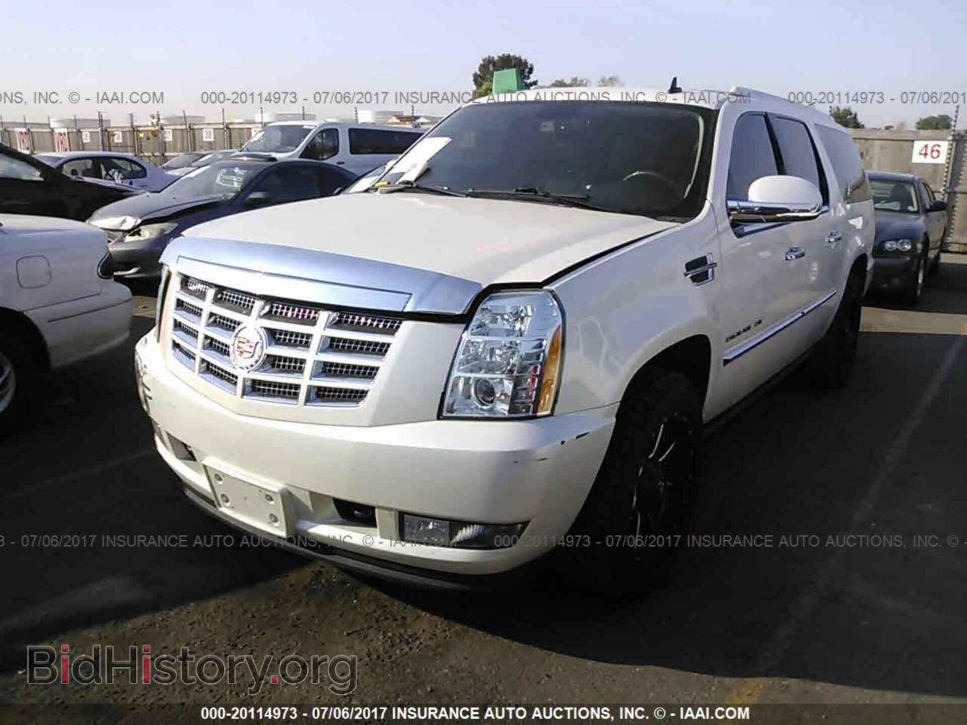 2011 Cadillac Escalade - VIN: 1GYS4JEF4BR128346 - Фото 2
