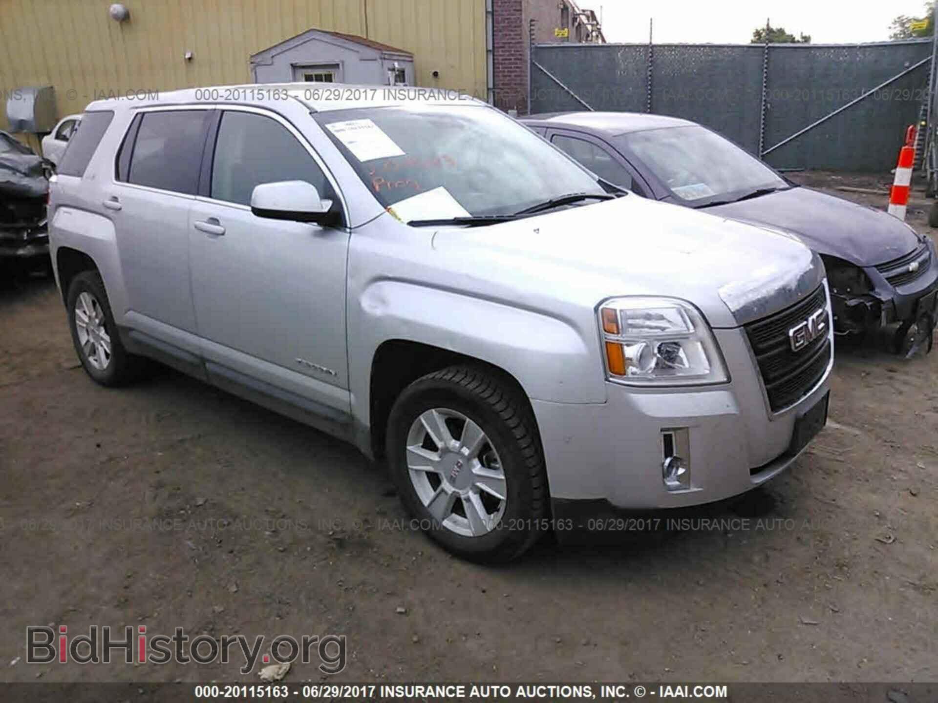 Фотография 2GKALMEK7C6329937 - Gmc Terrain 2012