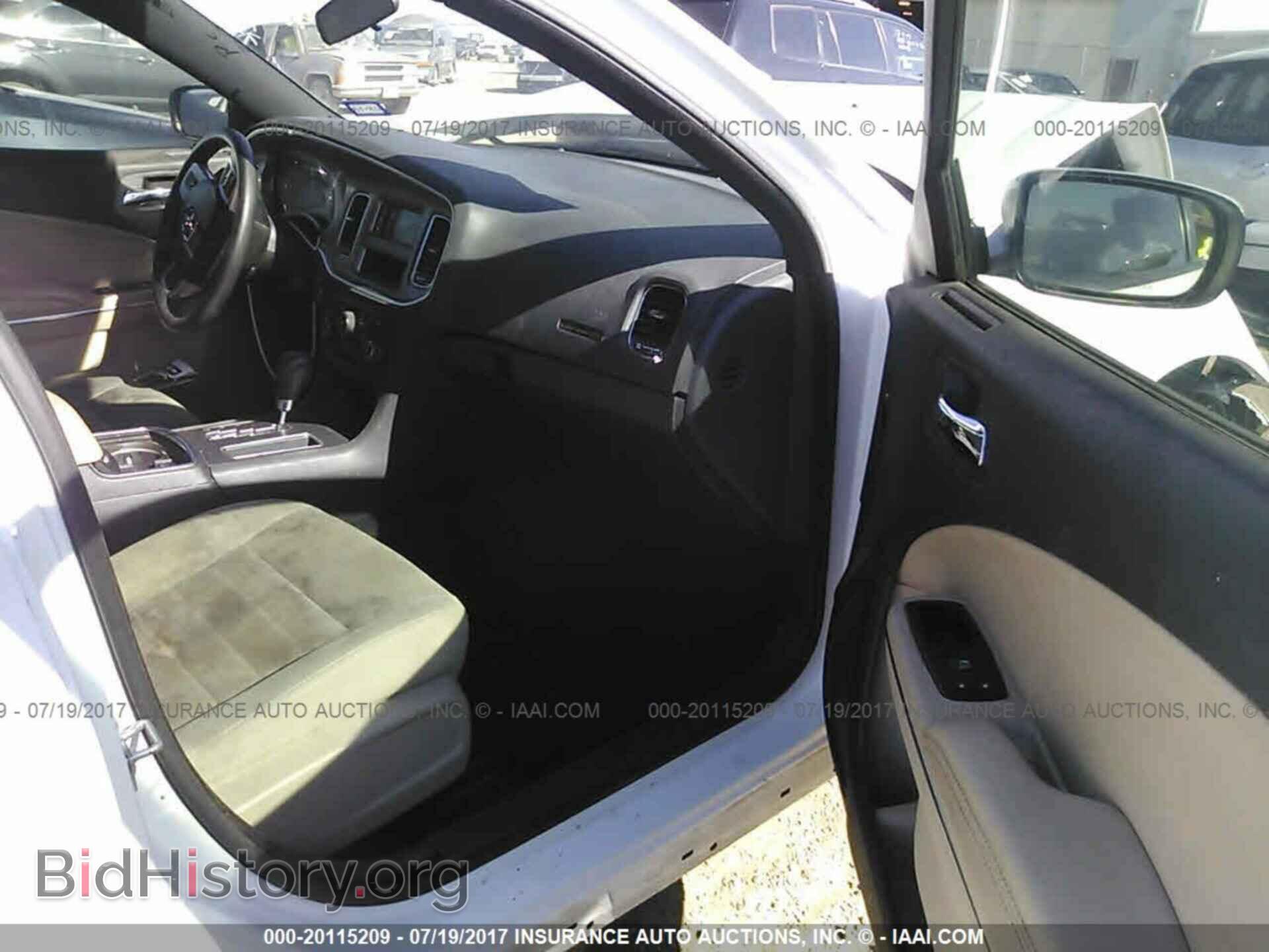 2012 Dodge Charger - VIN: 2C3CDXBG1CH123606 - Фото 5