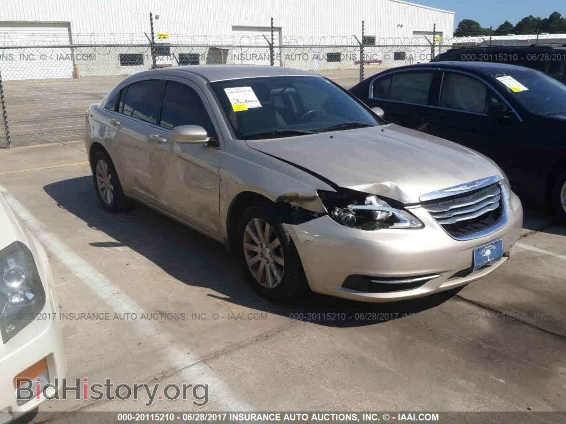 Photo 1C3CCBBB6DN726442 - Chrysler 200 2013