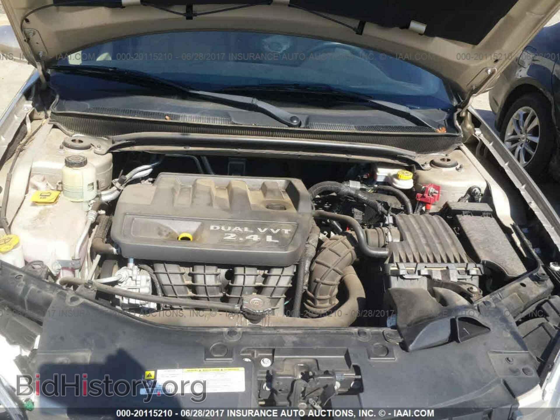 2013 Chrysler 200 - VIN: 1C3CCBBB6DN726442 - Фото 10