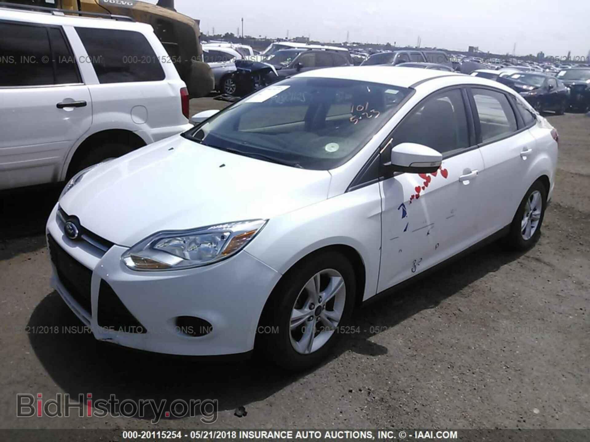 2014 Ford Focus - VIN: 1FADP3F2XEL431366 - Photo 2