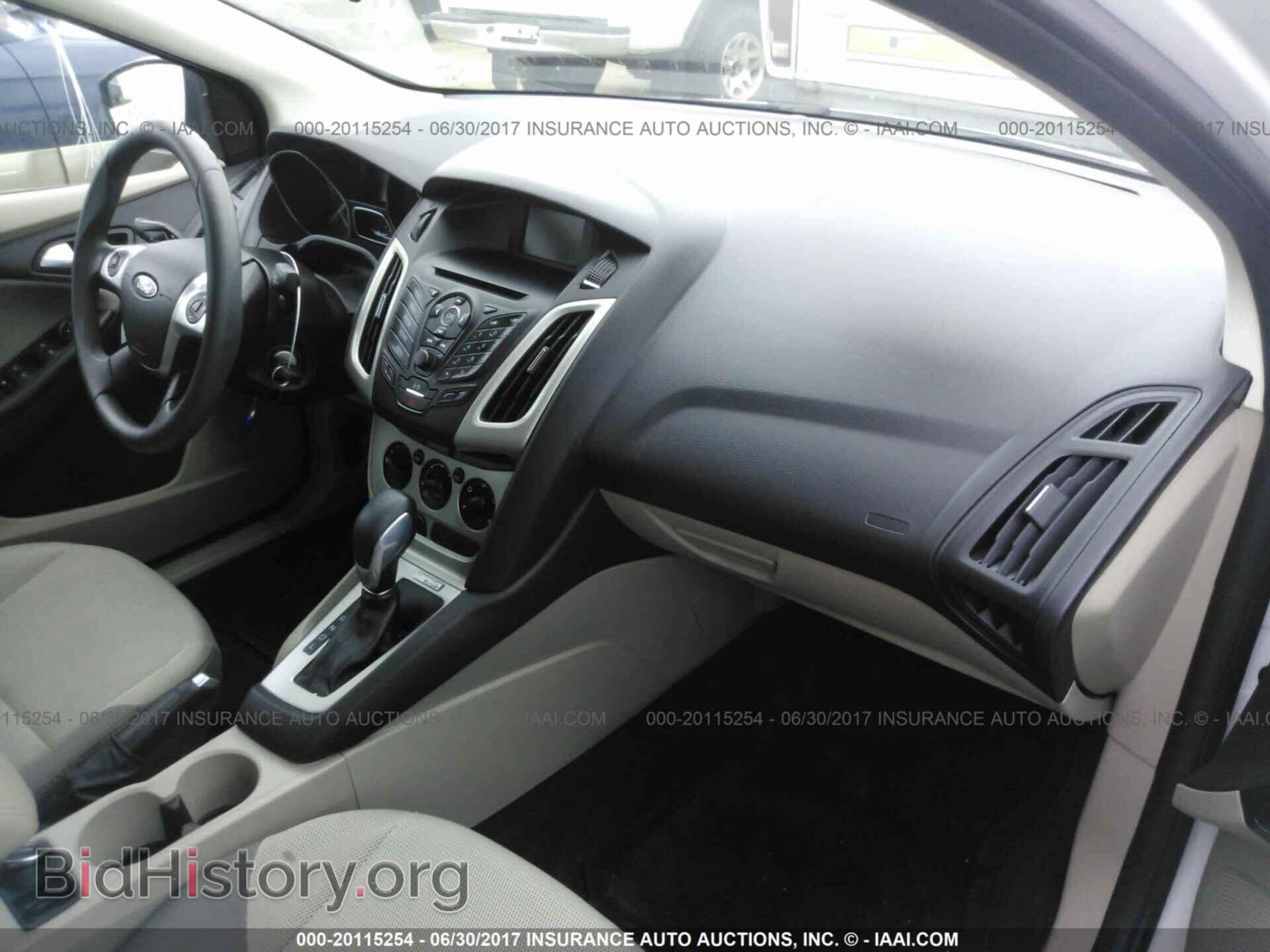 2014 Ford Focus - VIN: 1FADP3F2XEL431366 - Photo 5