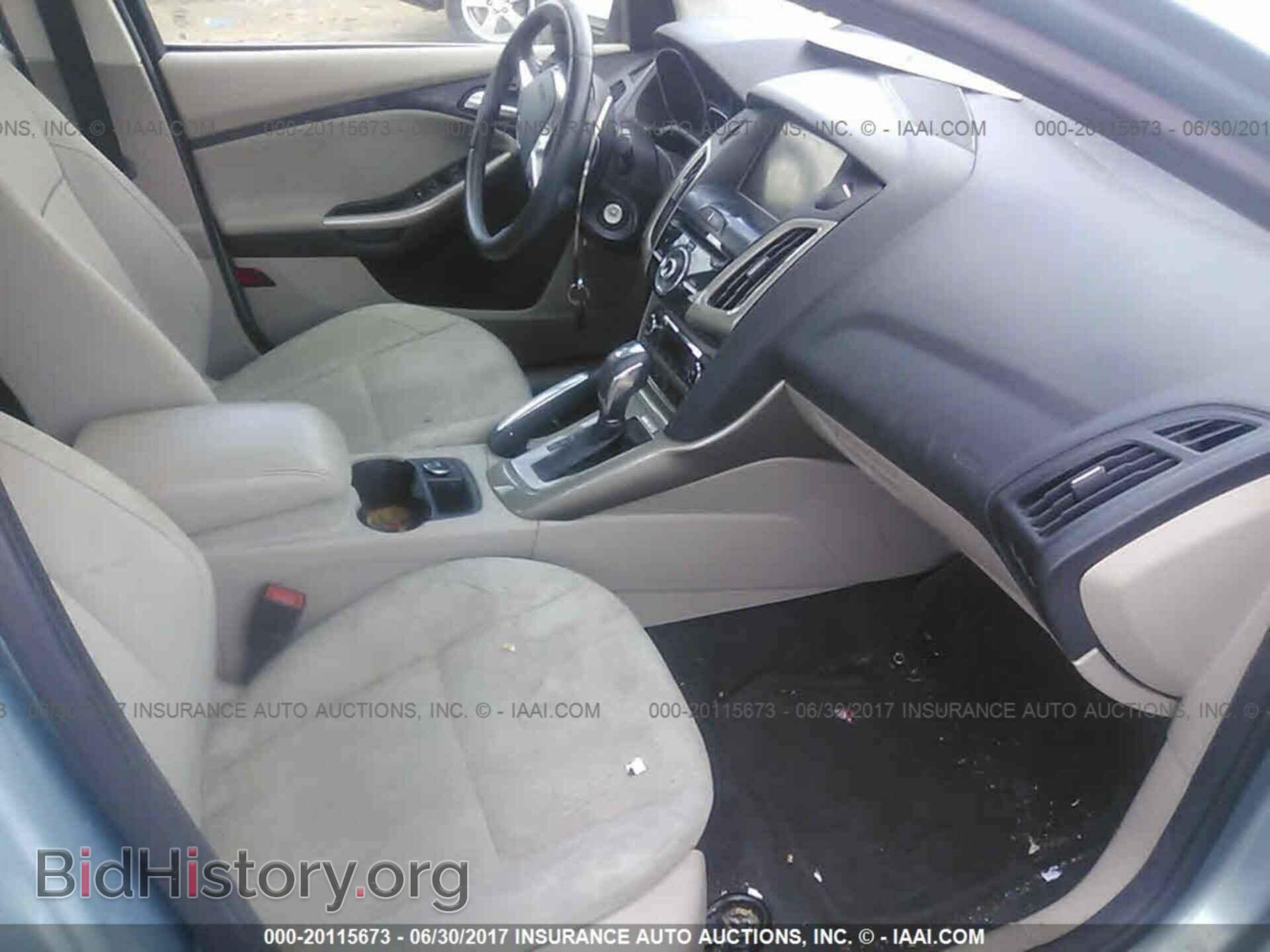 2012 Ford Focus - VIN: 1FAHP3H27CL475143 - Photo 5