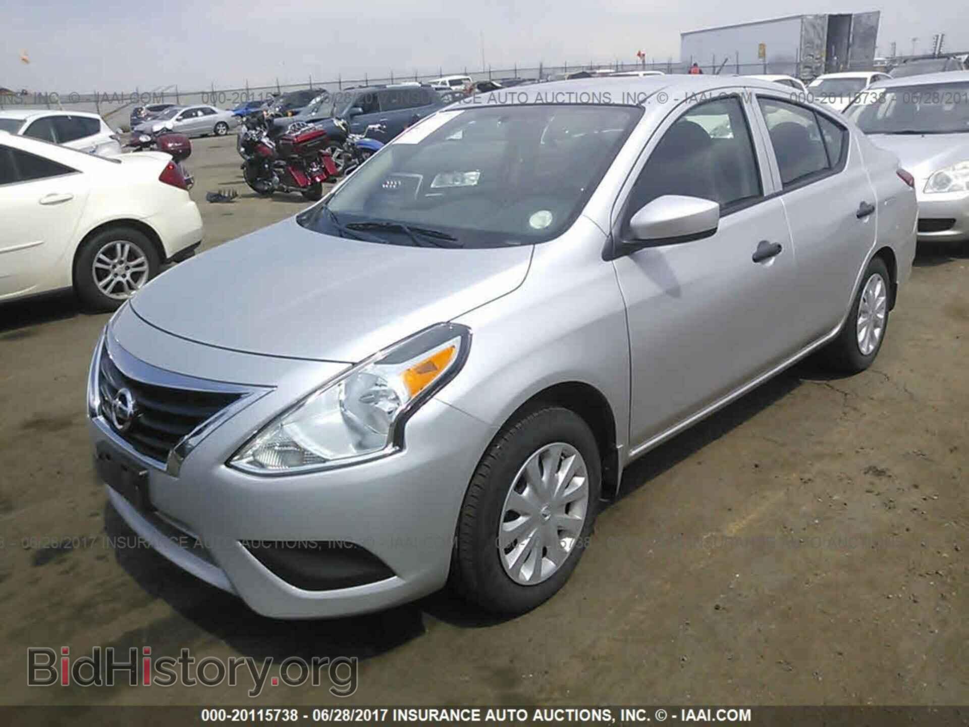 2016 Nissan Versa - VIN: 3N1CN7AP1GL863473 - Photo 2
