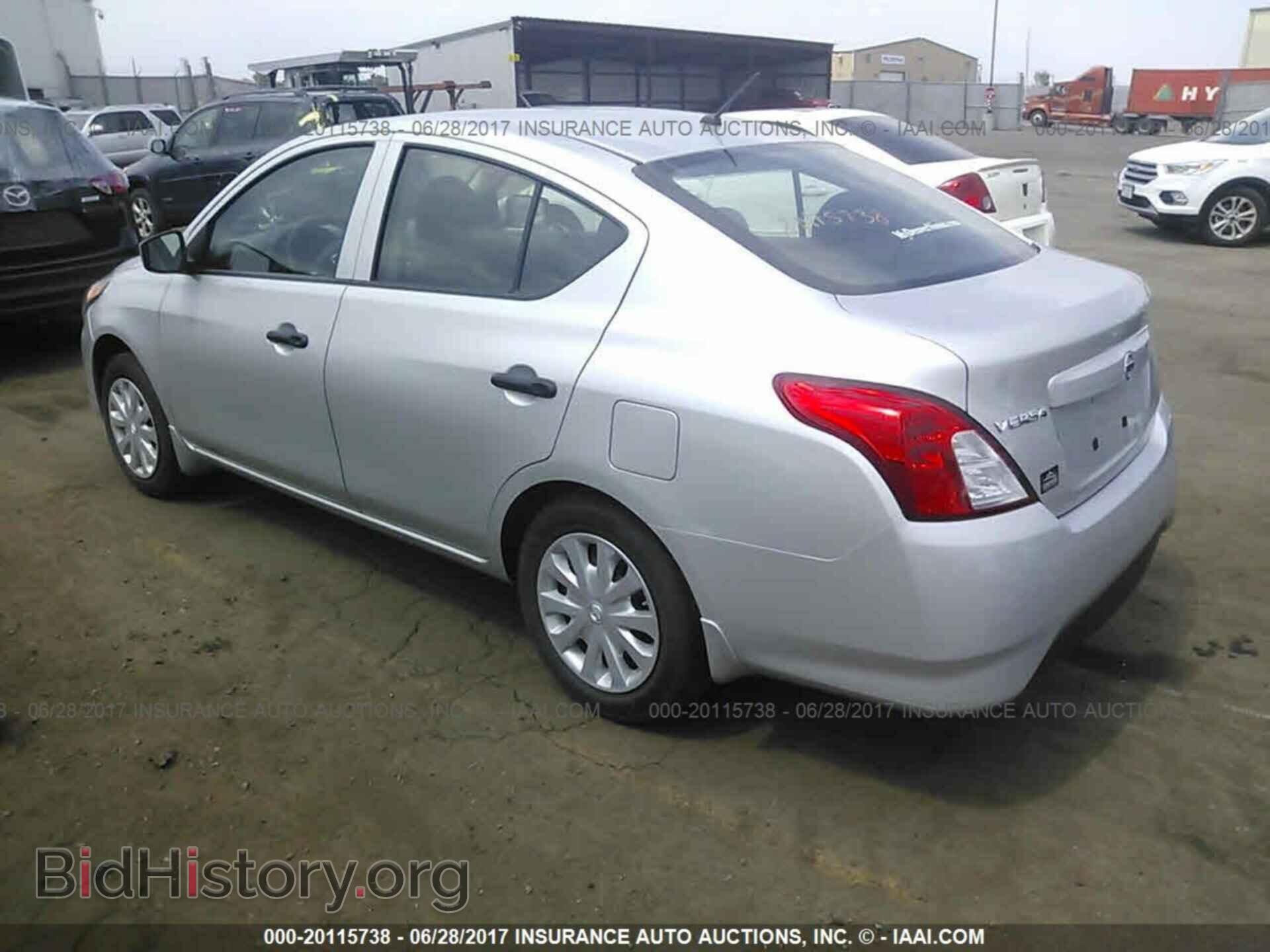 2016 Nissan Versa - VIN: 3N1CN7AP1GL863473 - Photo 3