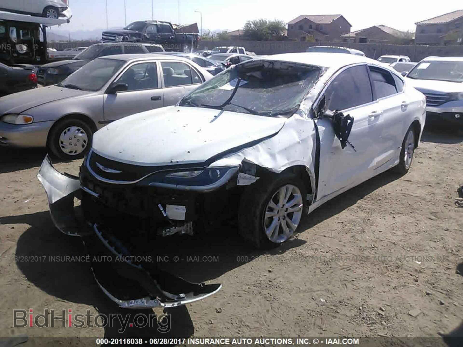 2015 Chrysler 200 - VIN: 1C3CCCAB0FN662425 - Фото 2