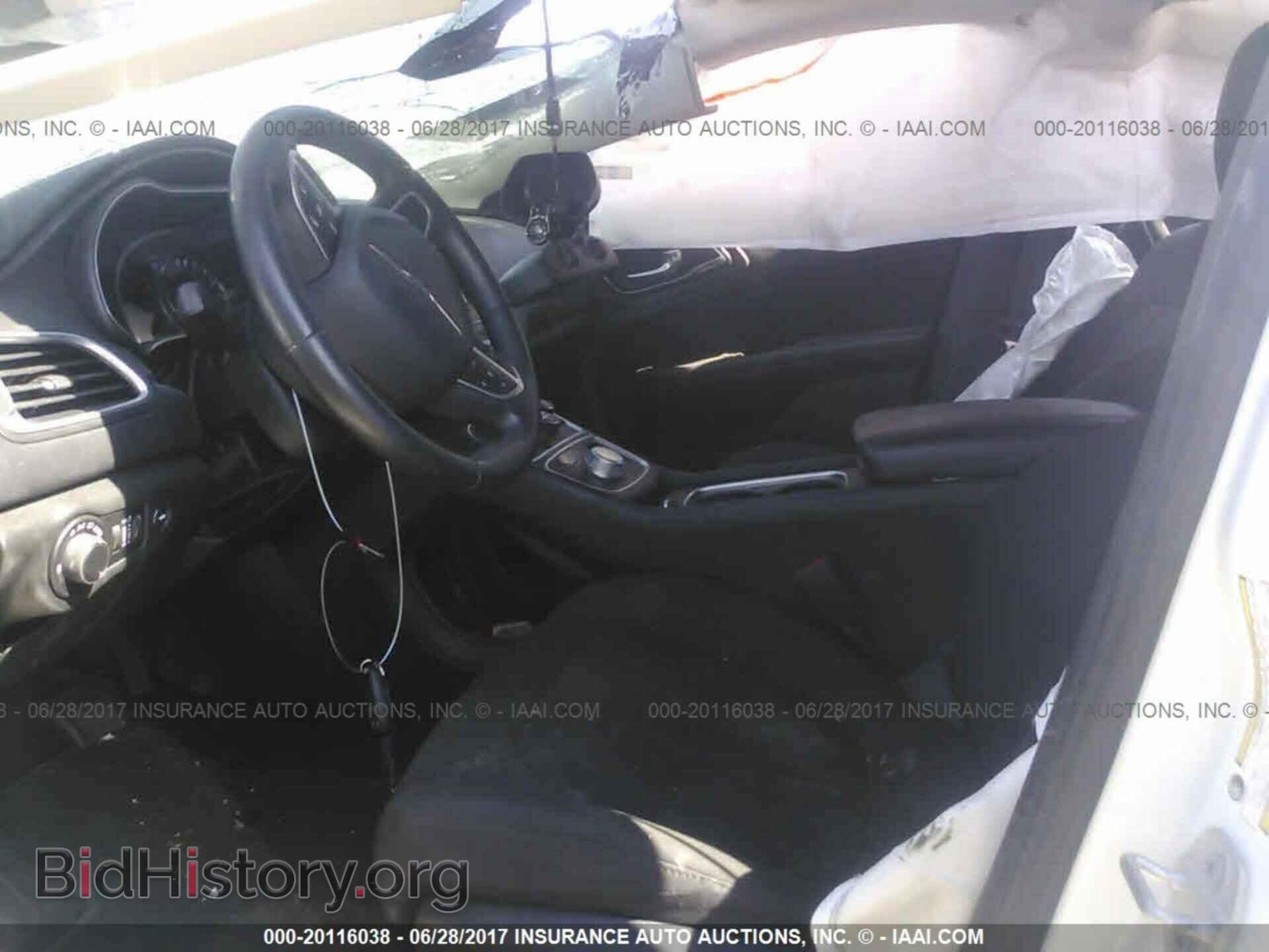 2015 Chrysler 200 - VIN: 1C3CCCAB0FN662425 - Фото 5