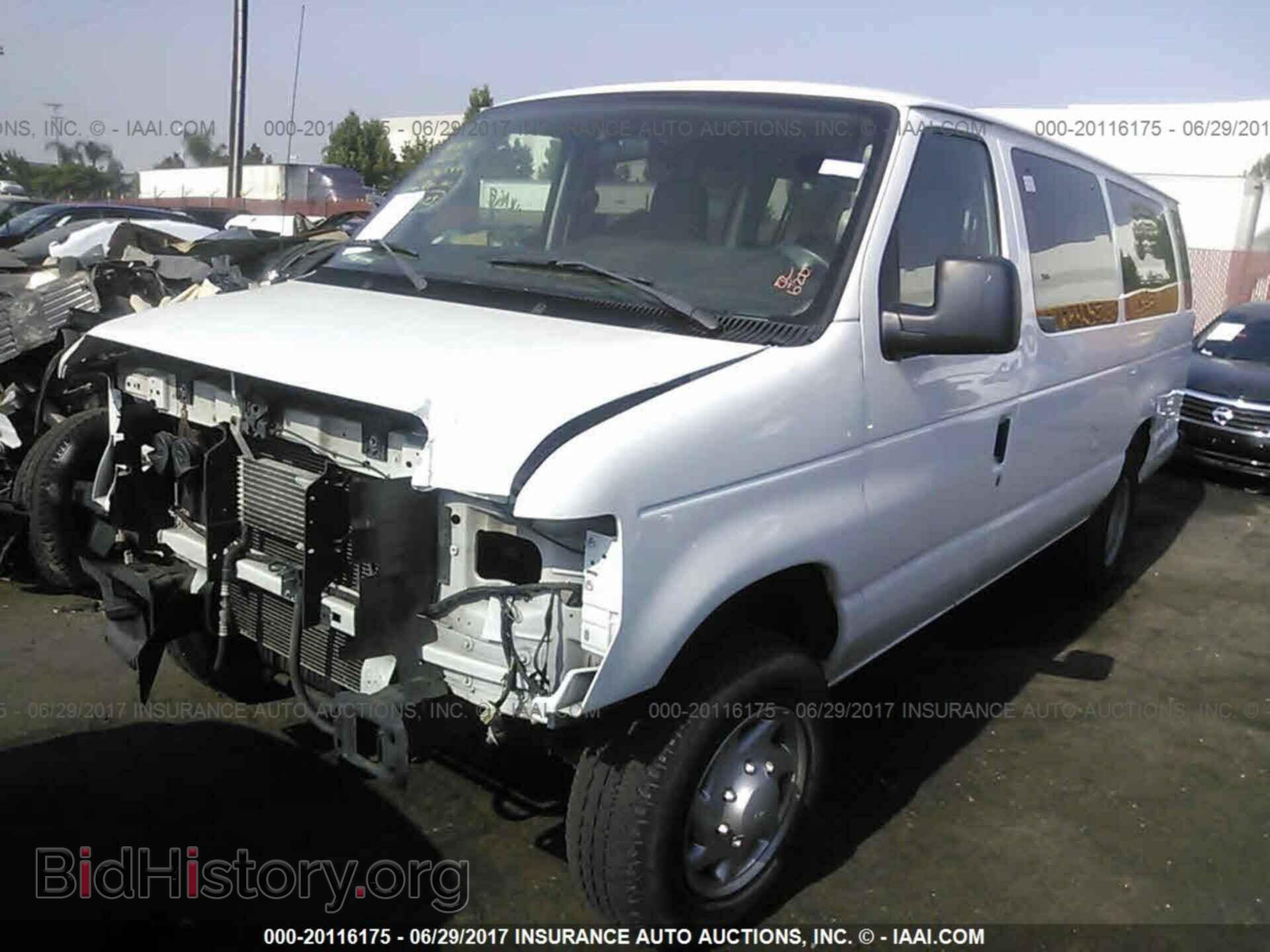 2012 Ford Econoline - VIN: 1FBSS3BL0CDB18191 - Photo 2