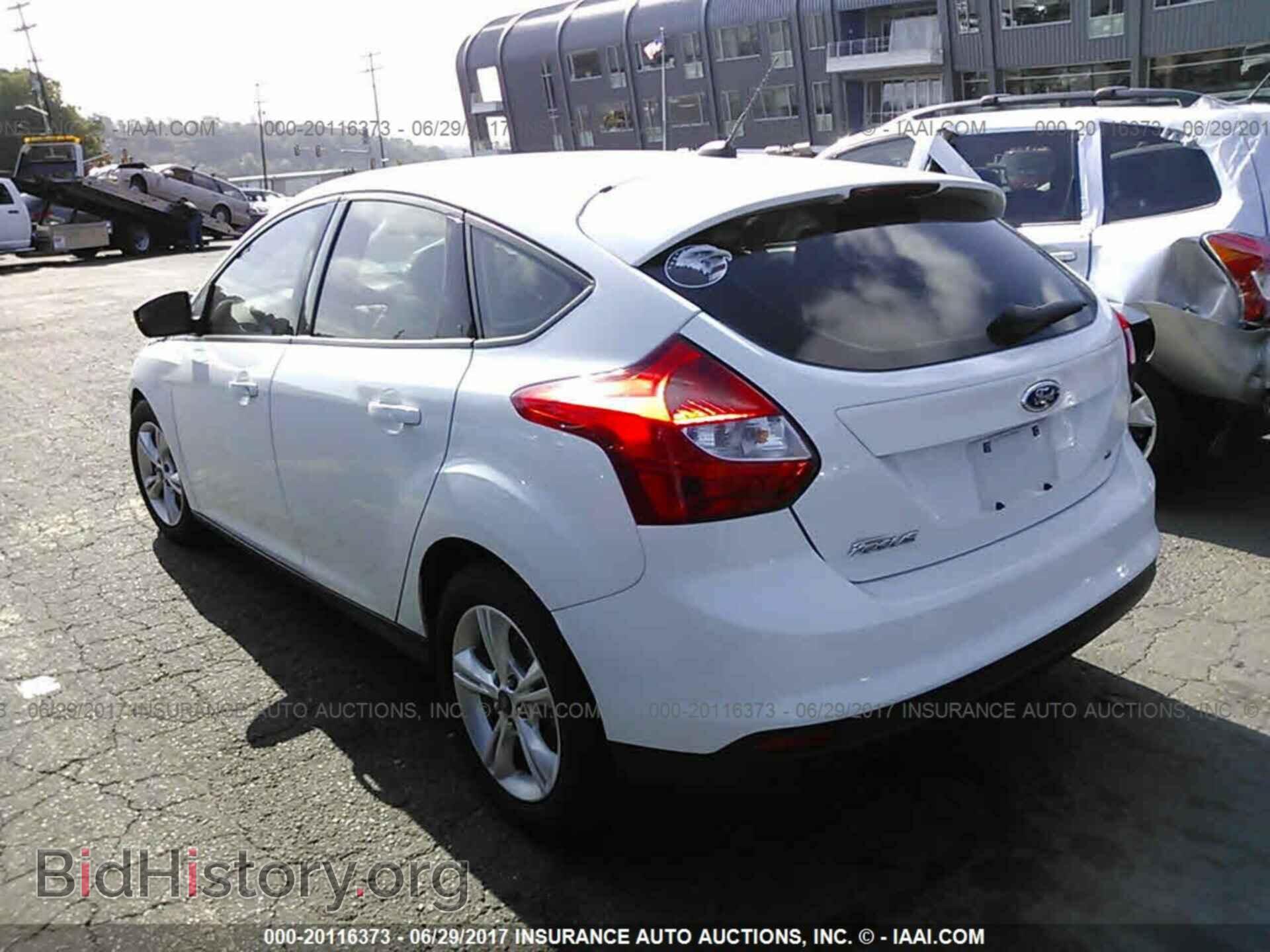 2014 Ford Focus - VIN: 1FADP3K29EL325349 - Photo 3
