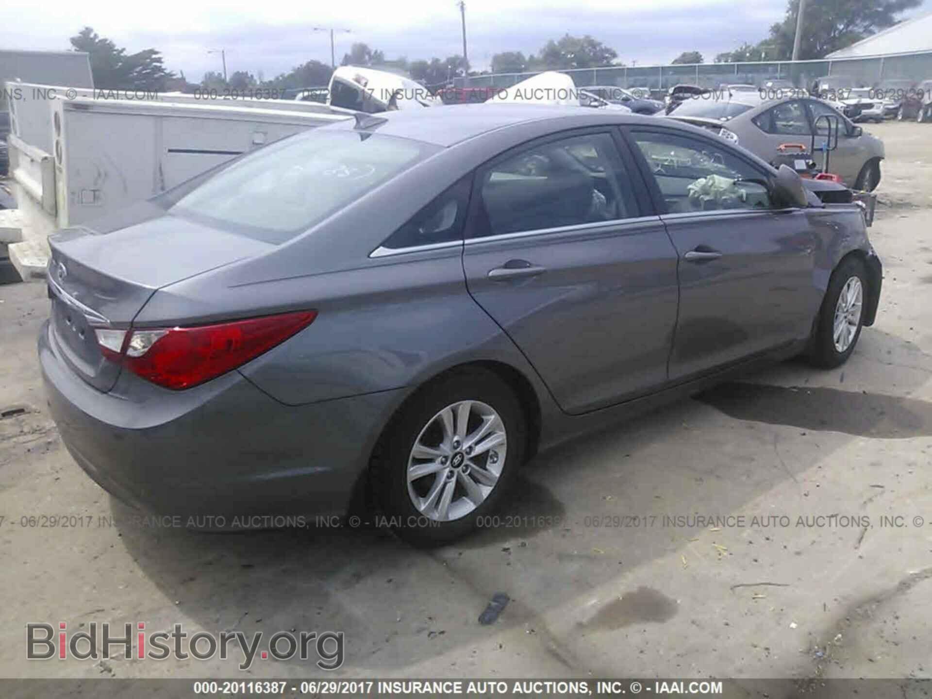 2012 Hyundai Sonata - VIN: 5NPEB4AC9CH462399 - Фото 4
