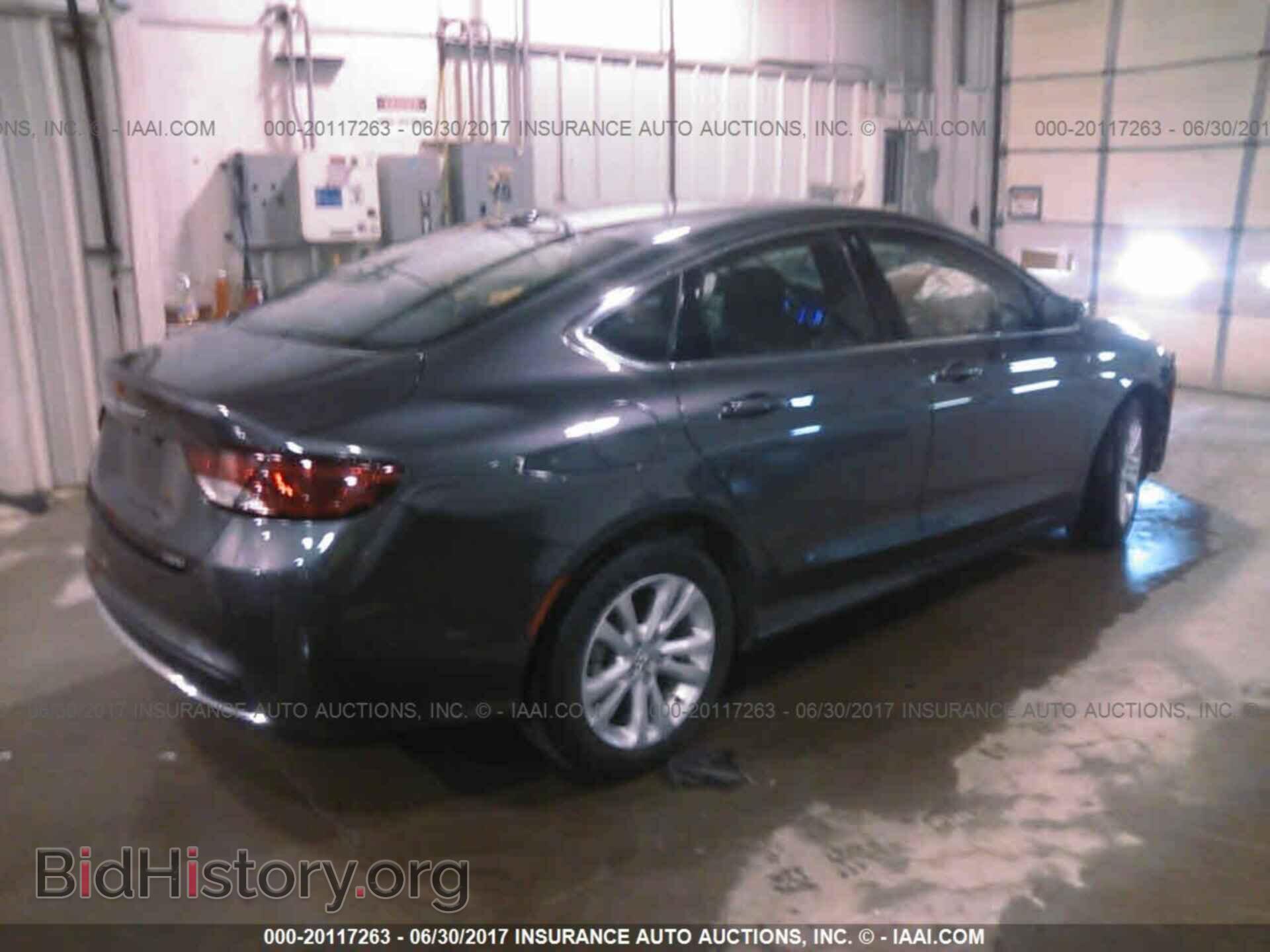 2015 Chrysler 200 - VIN: 1C3CCCAB0FN602144 - Photo 4