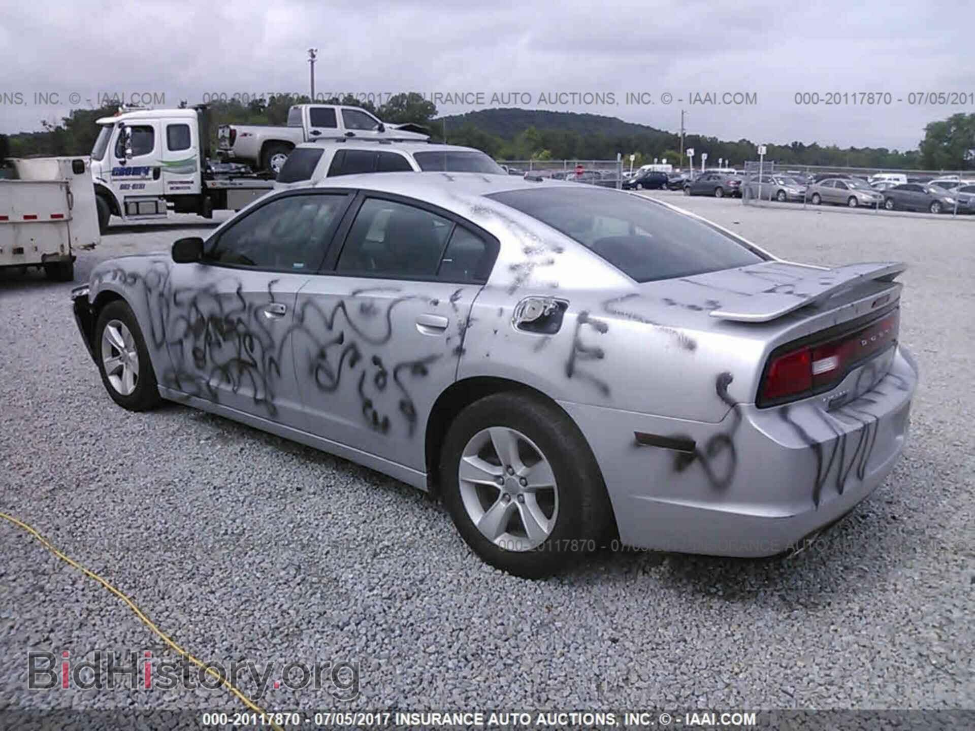 2012 Dodge Charger - VIN: 2C3CDXBG2CH132301 - Фото 3