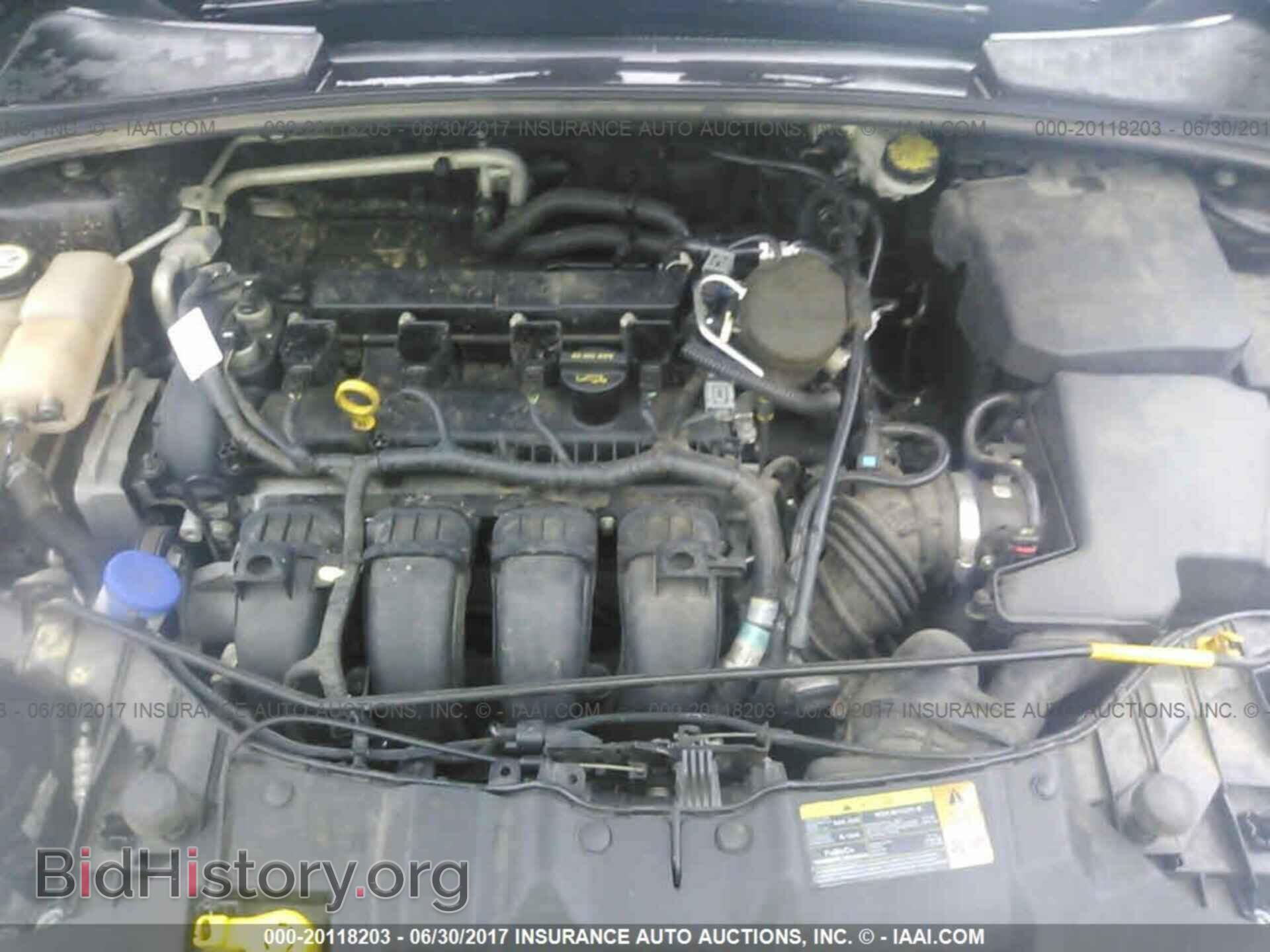 2012 Ford Focus - VIN: 1FAHP3F28CL369870 - Photo 10