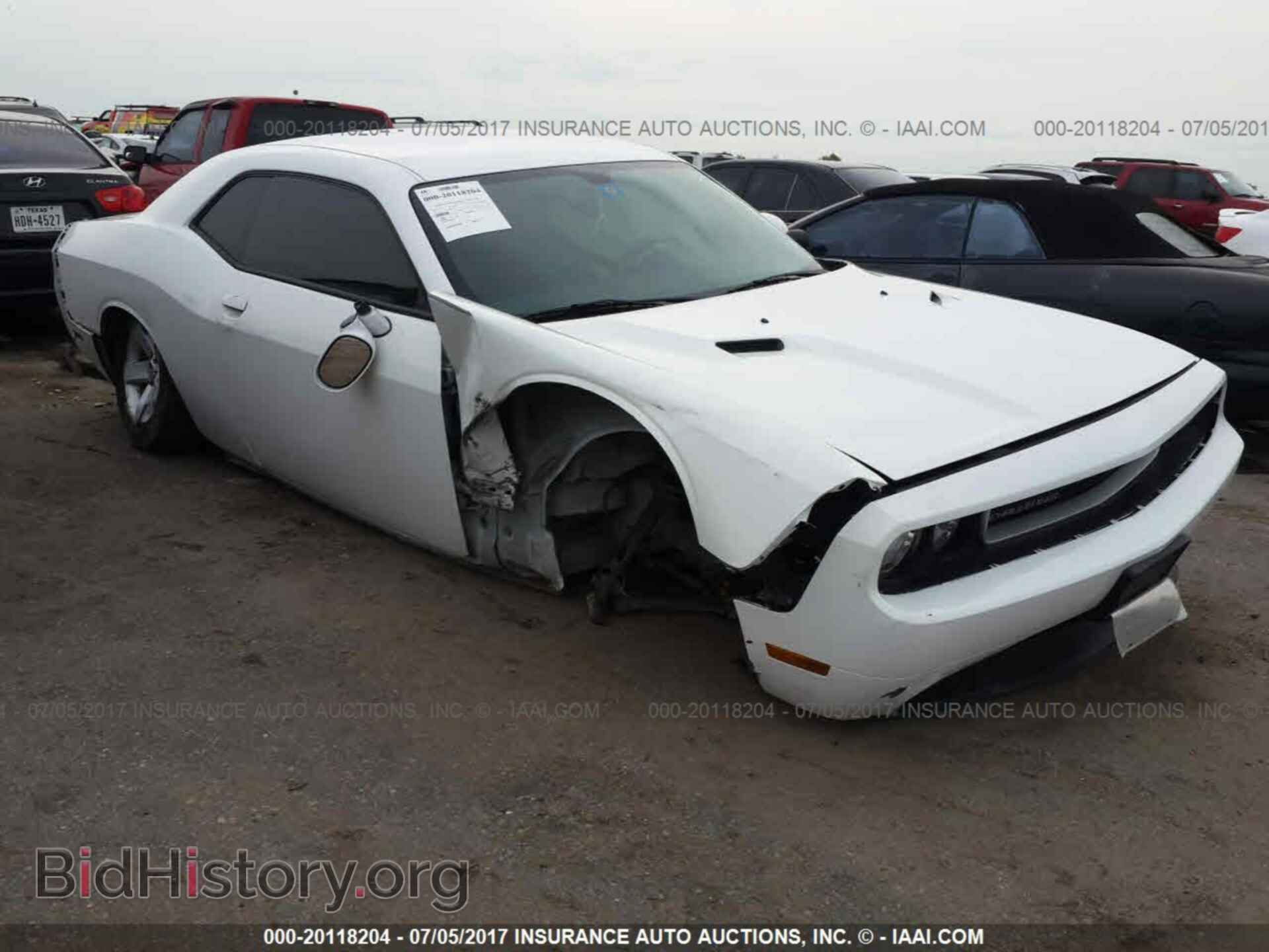 Фотография 2C3CDYAG0DH511256 - Dodge Challenger 2013