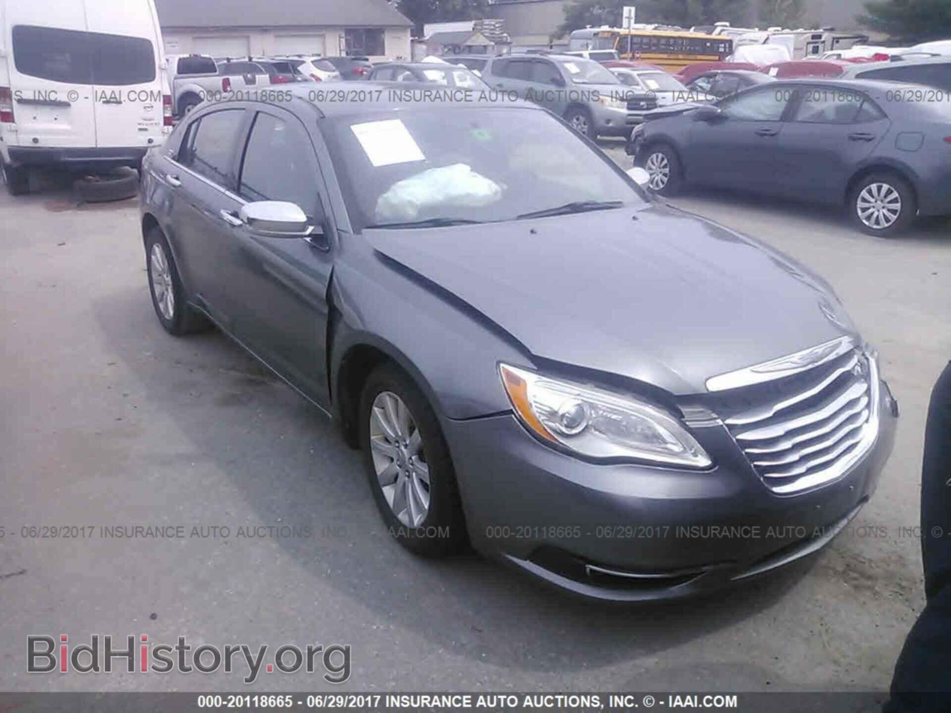 Photo 1C3CCBCG4DN507652 - Chrysler 200 2013