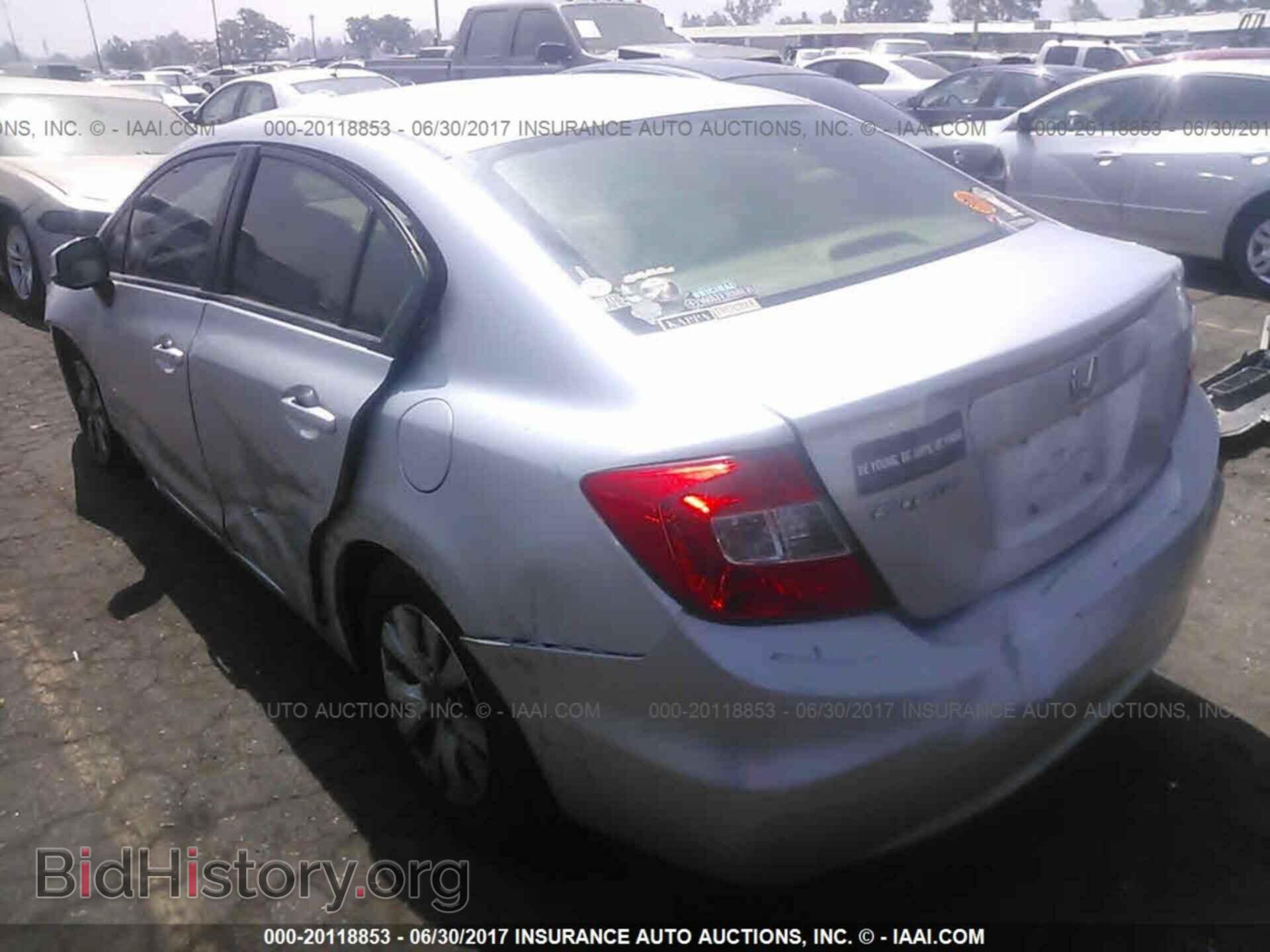 2012 Honda Civic - VIN: 19XFB2F5XCE337127 - Фото 3