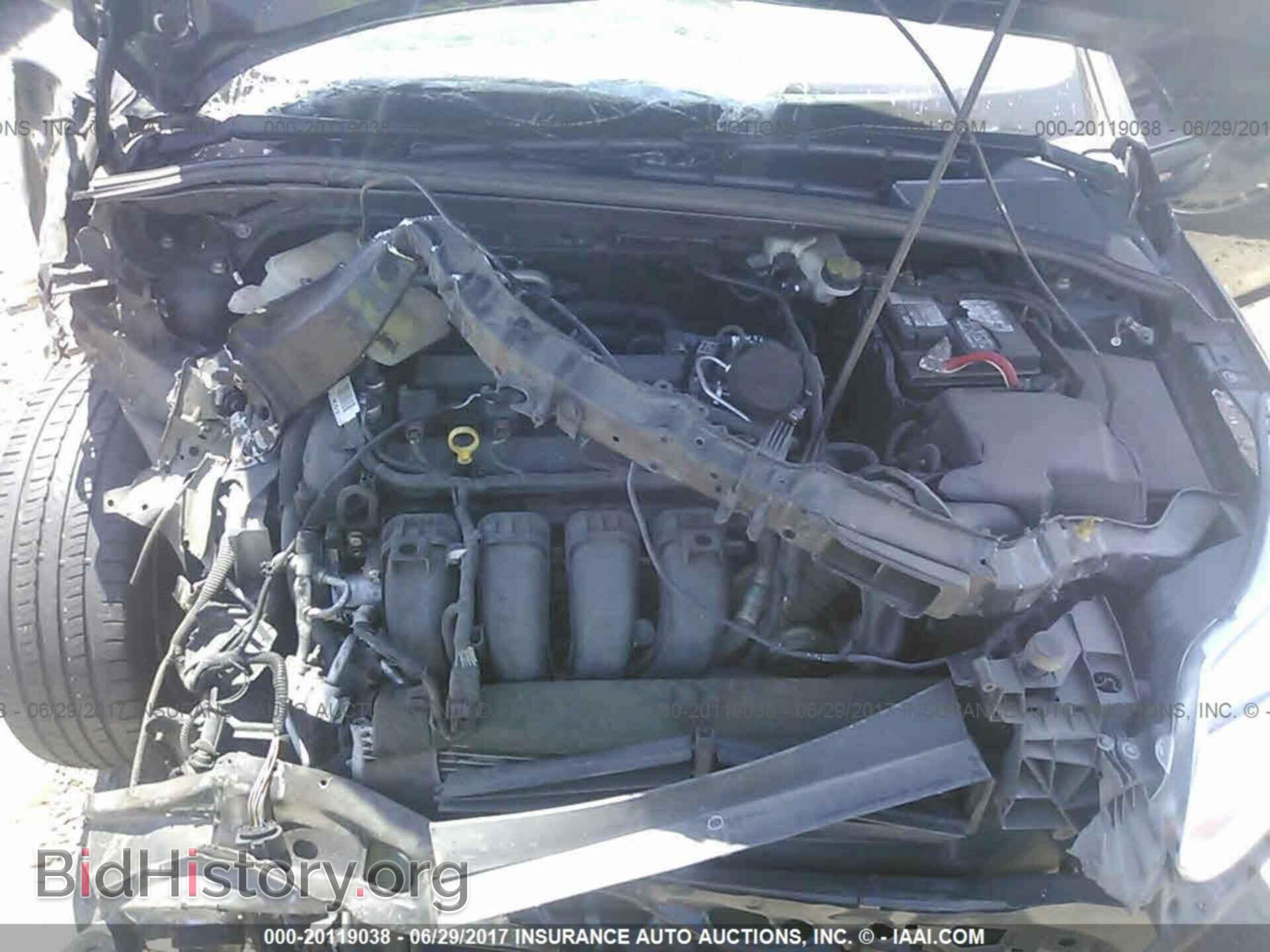 2012 Ford Focus - VIN: 1FAHP3E27CL477639 - Photo 10