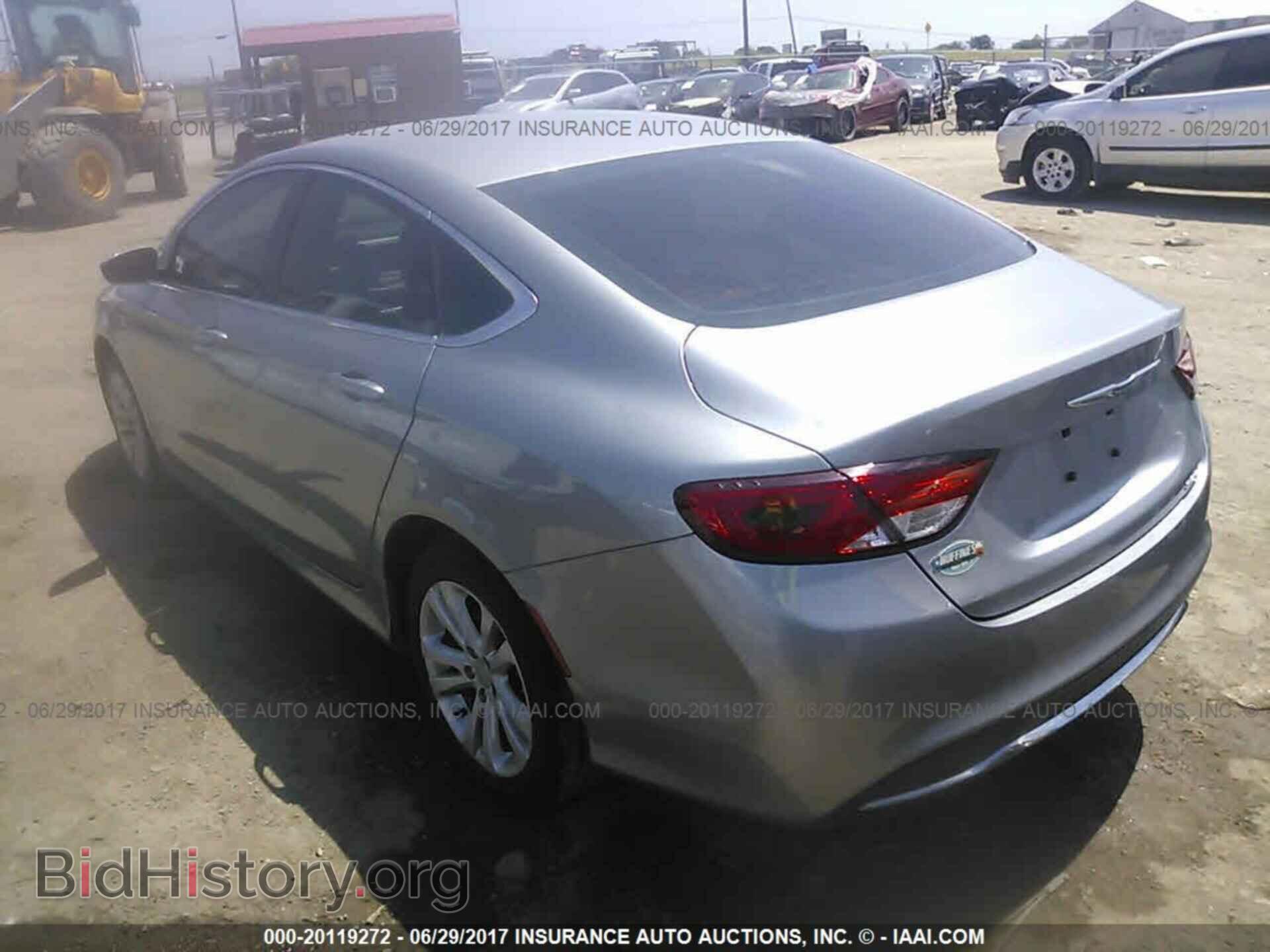 2015 Chrysler 200 - VIN: 1C3CCCAB3FN622887 - Фото 3