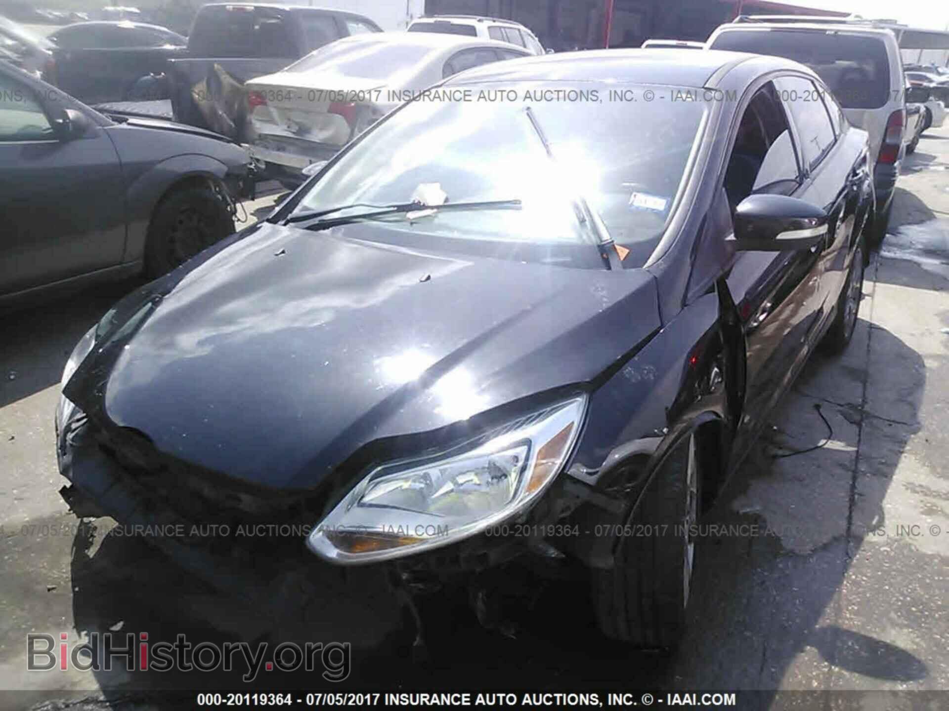 2013 Ford Focus - VIN: 1FADP3F28DL131145 - Фото 2