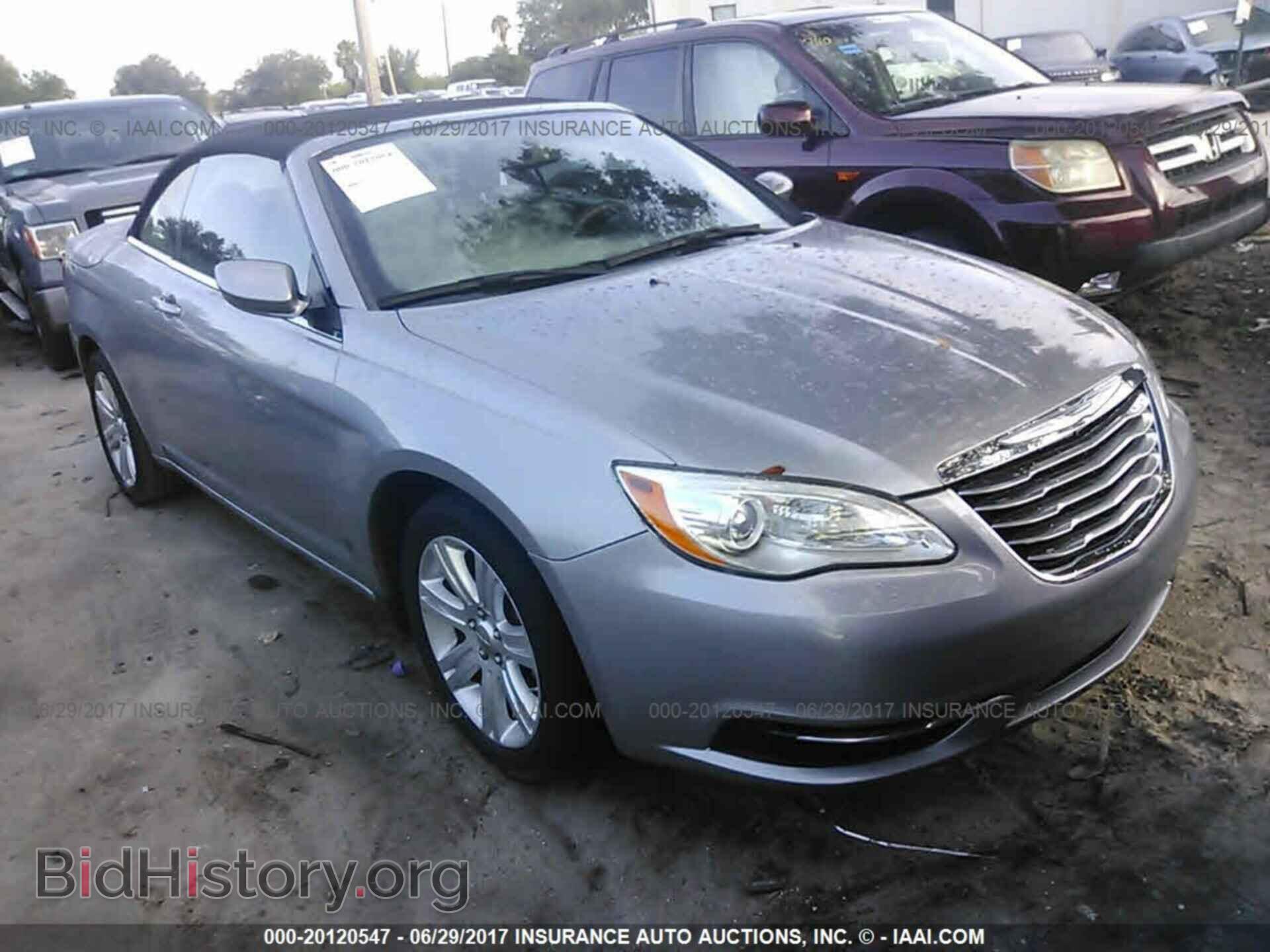 Photo 1C3BCBEG7EN156231 - Chrysler 200 2014