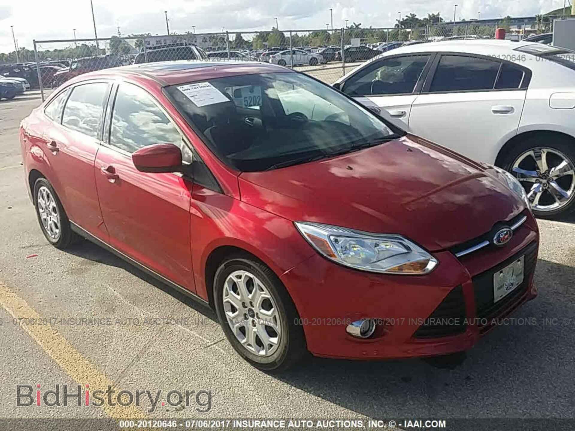 Photo 1FAHP3F20CL425901 - Ford Focus 2012