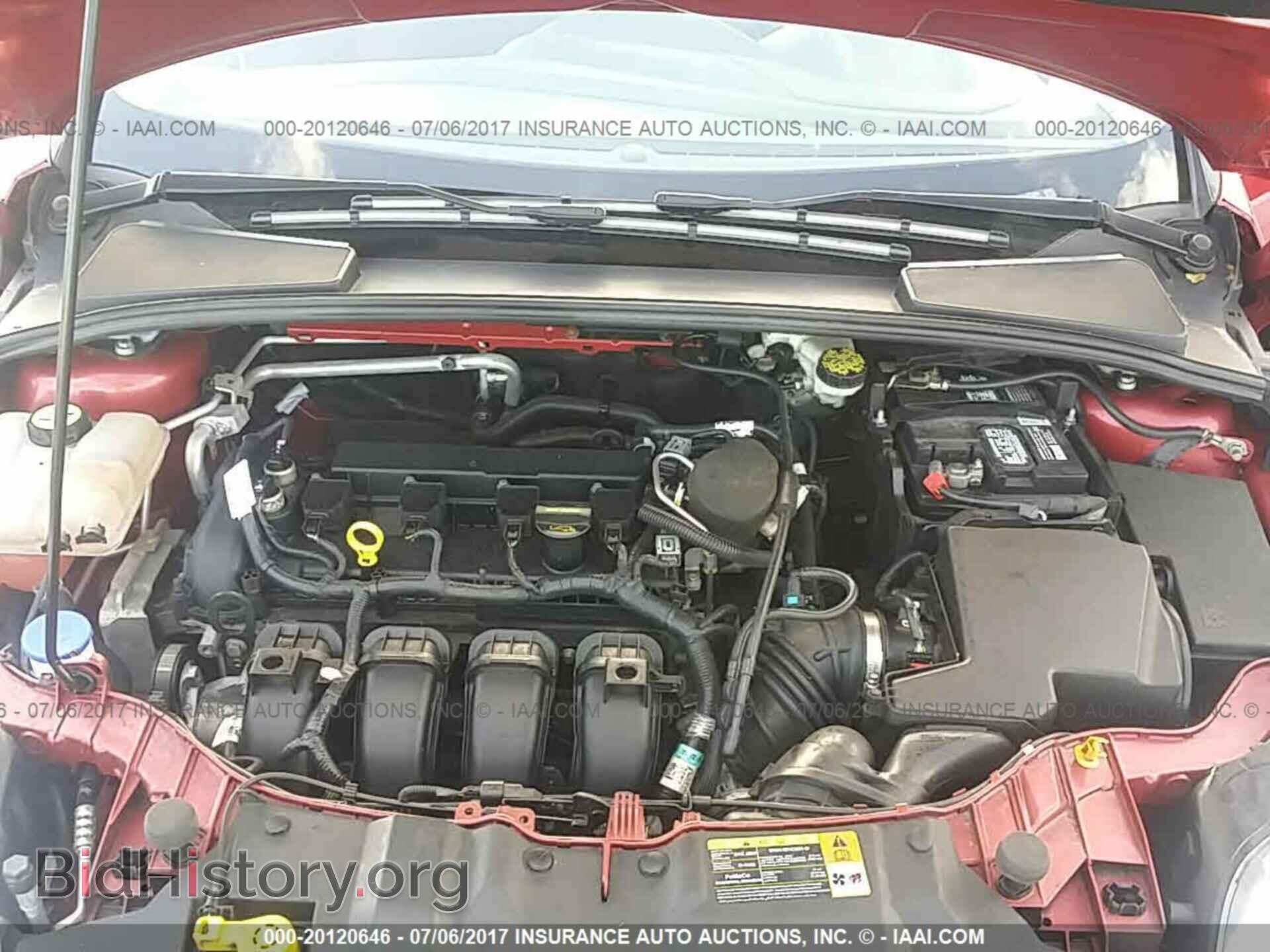 2012 Ford Focus - VIN: 1FAHP3F20CL425901 - Photo 10