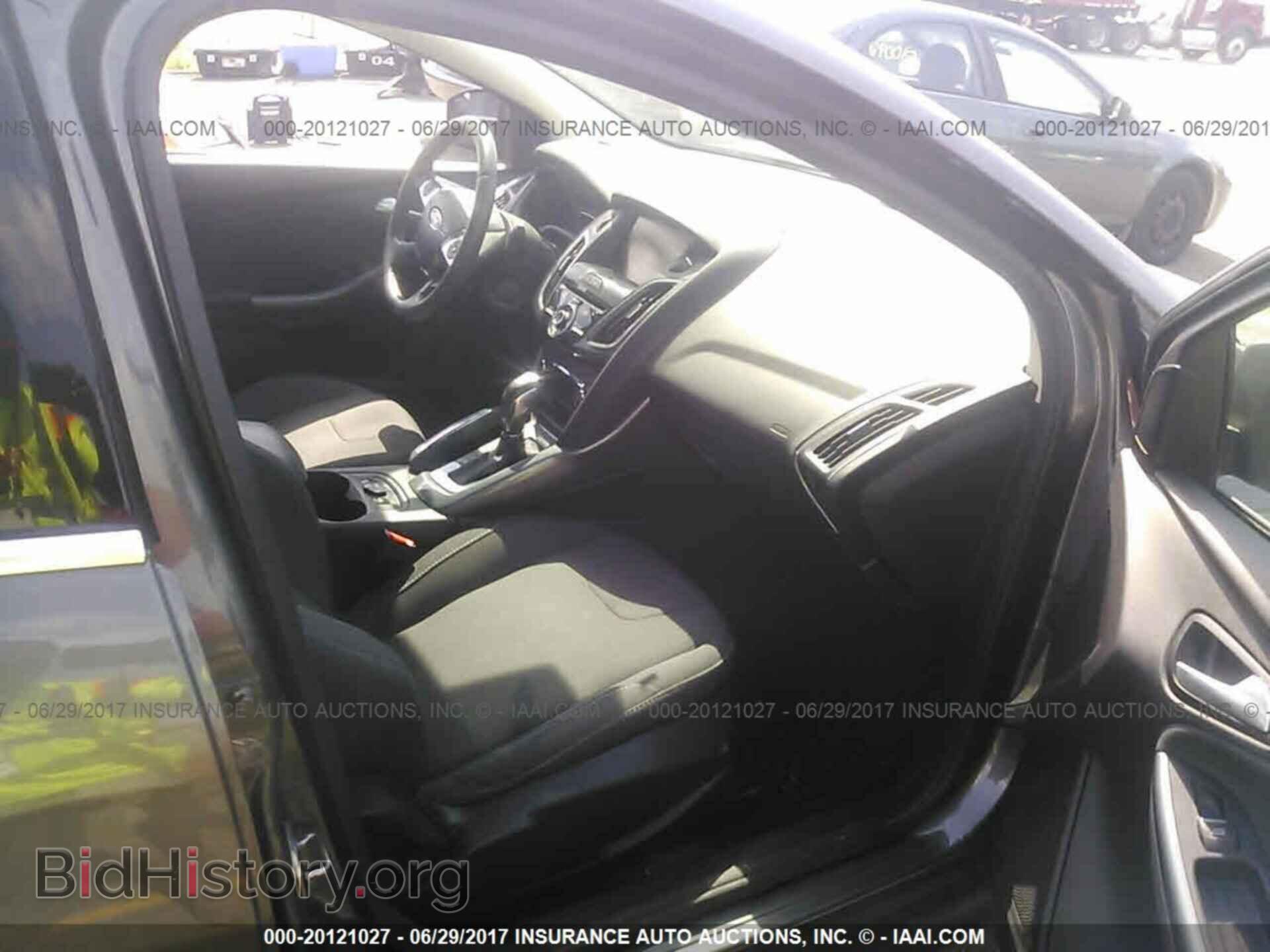 2012 Ford Focus - VIN: 1FAHP3J20CL219355 - Photo 5