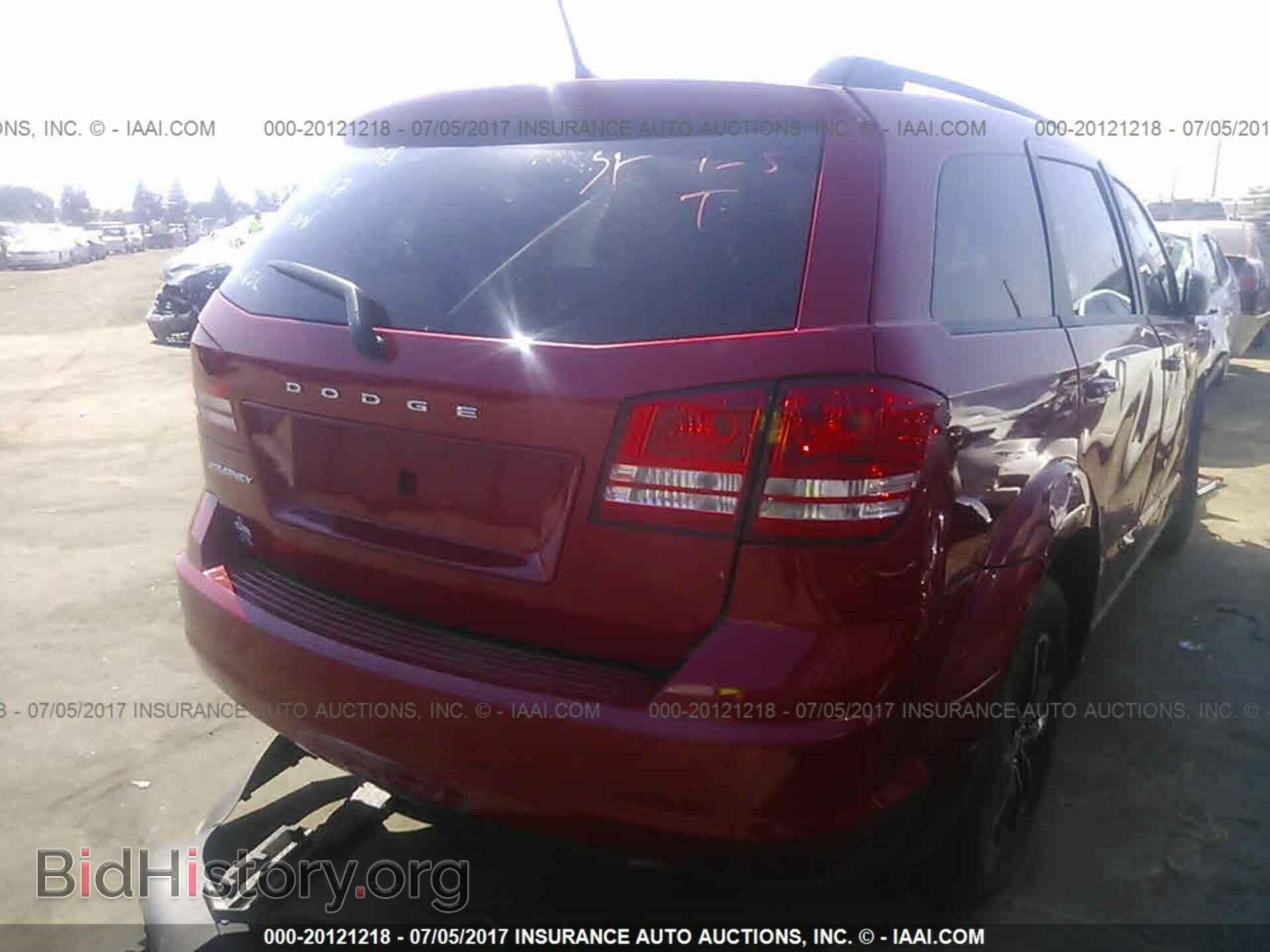 2017 Dodge Journey - VIN: 3C4PDCAB9HT577354 - Photo 4