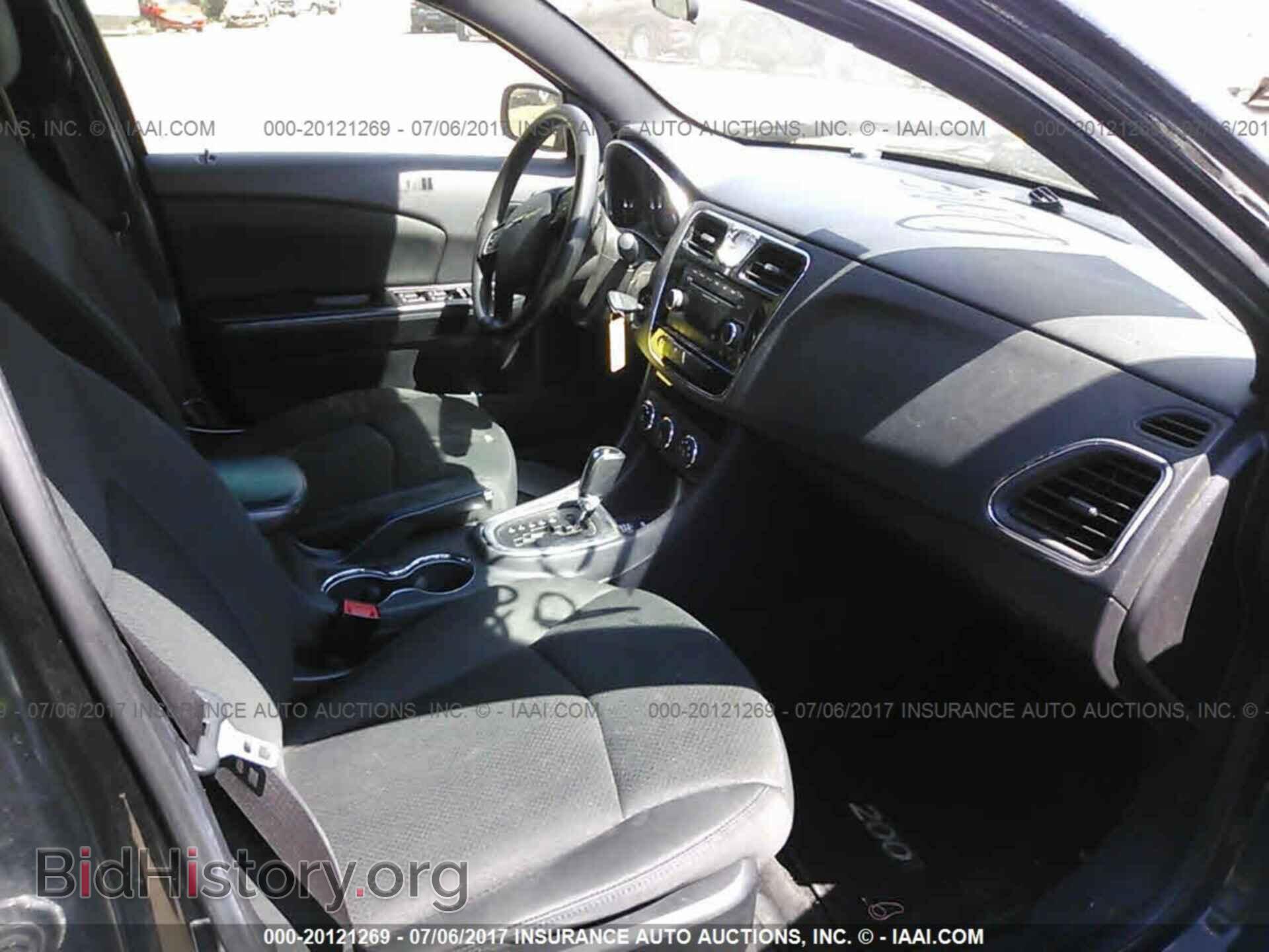 2012 Chrysler 200 - VIN: 1C3CCBABXCN104863 - Фото 5