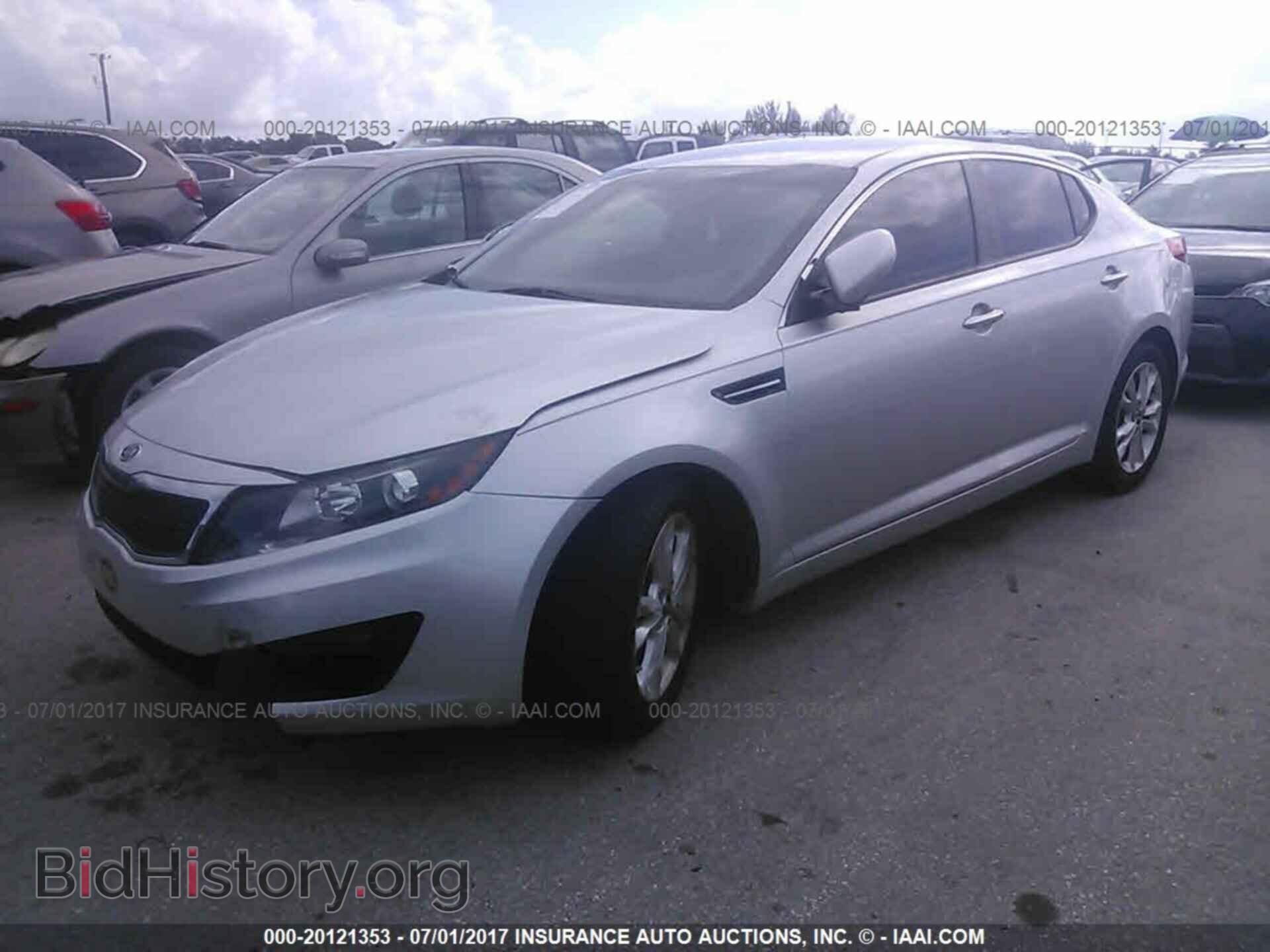 2011 Kia Optima - VIN: KNAGN4A75B5047434 - Фото 2