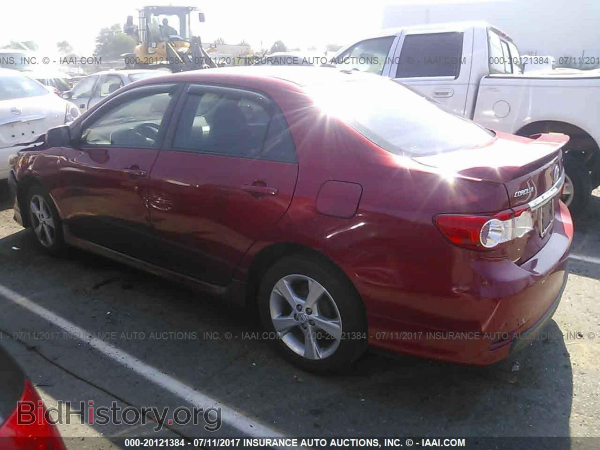 2011 Toyota Corolla - VIN: 2T1BU4EE3BC667131 - Photo 3