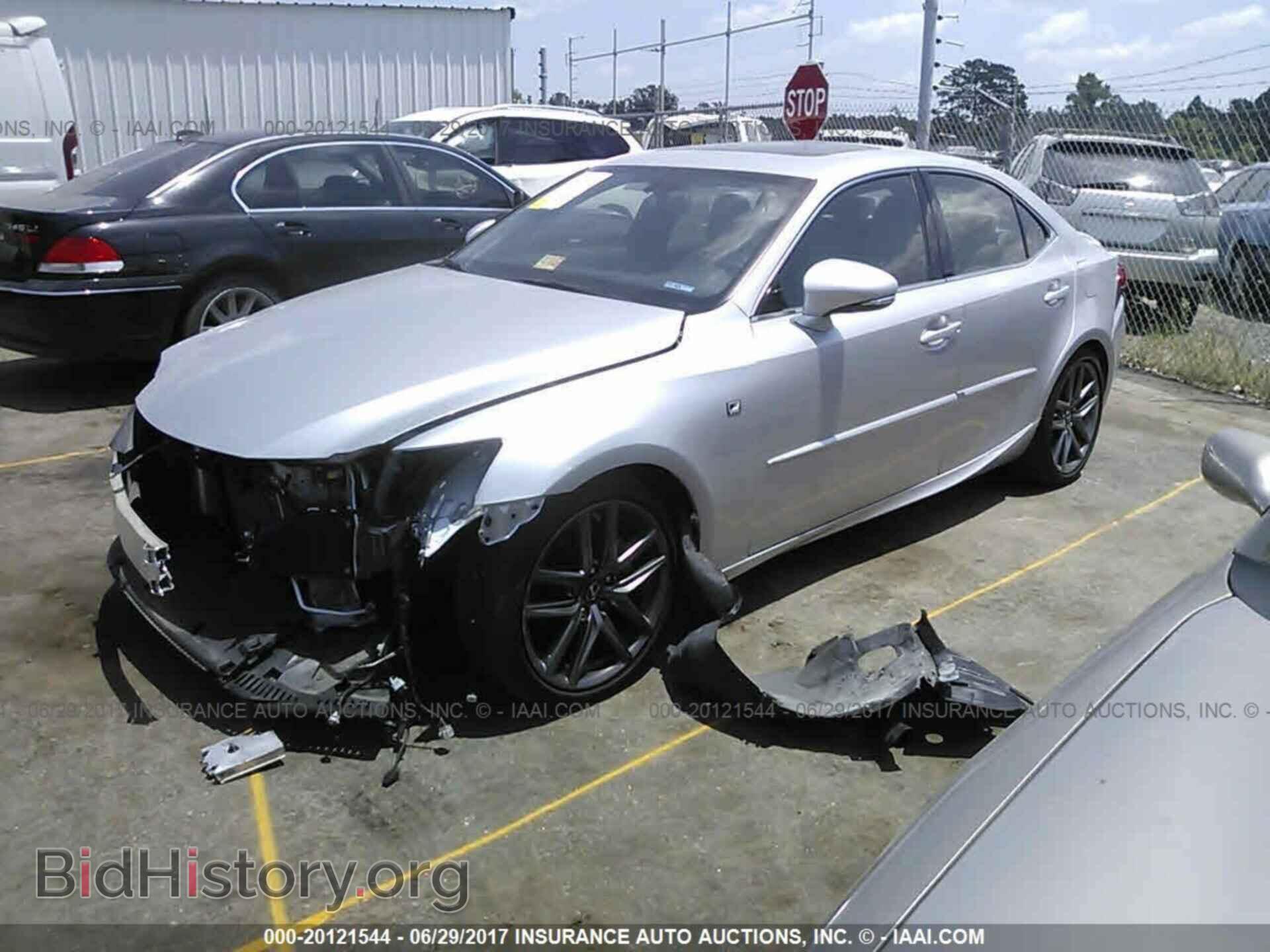 2015 Lexus Is - VIN: JTHCF1D25F5020204 - Фото 2