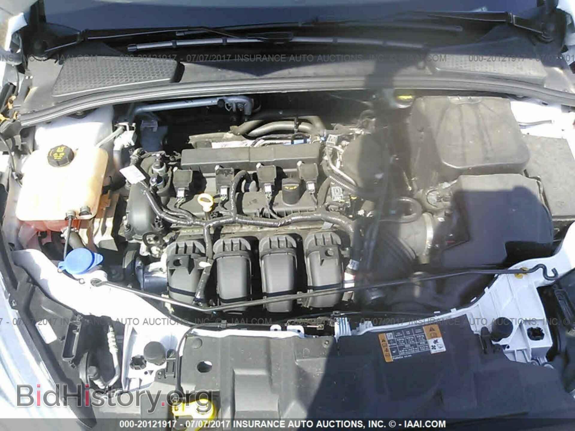2016 Ford Focus - VIN: 1FADP3F29GL293354 - Photo 10
