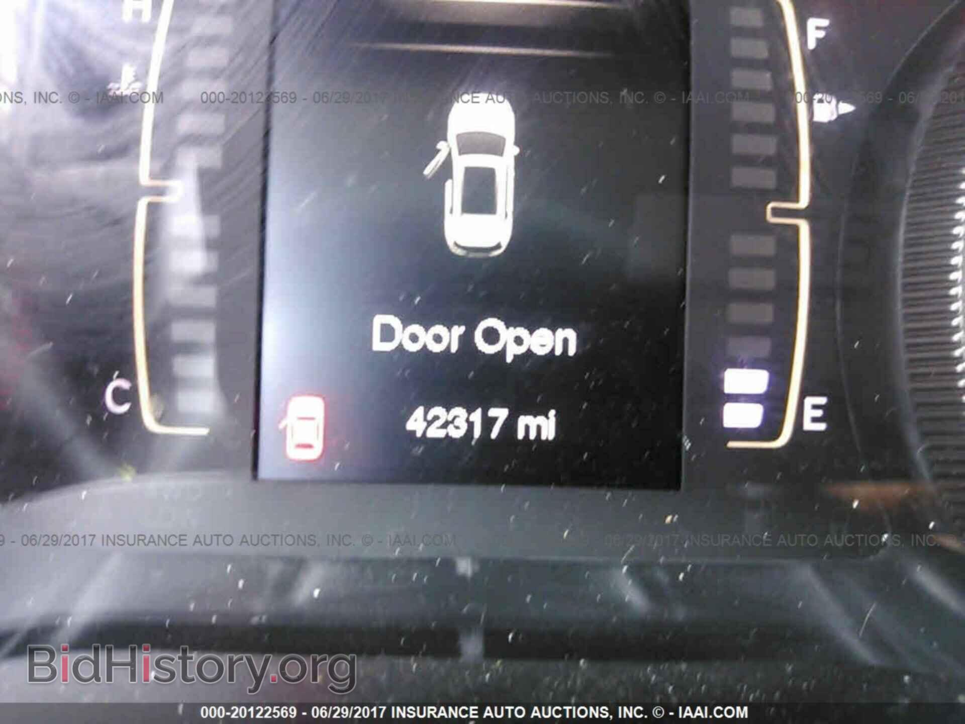 2014 Jeep Cherokee - VIN: 1C4PJLCB4EW245043 - Фото 7
