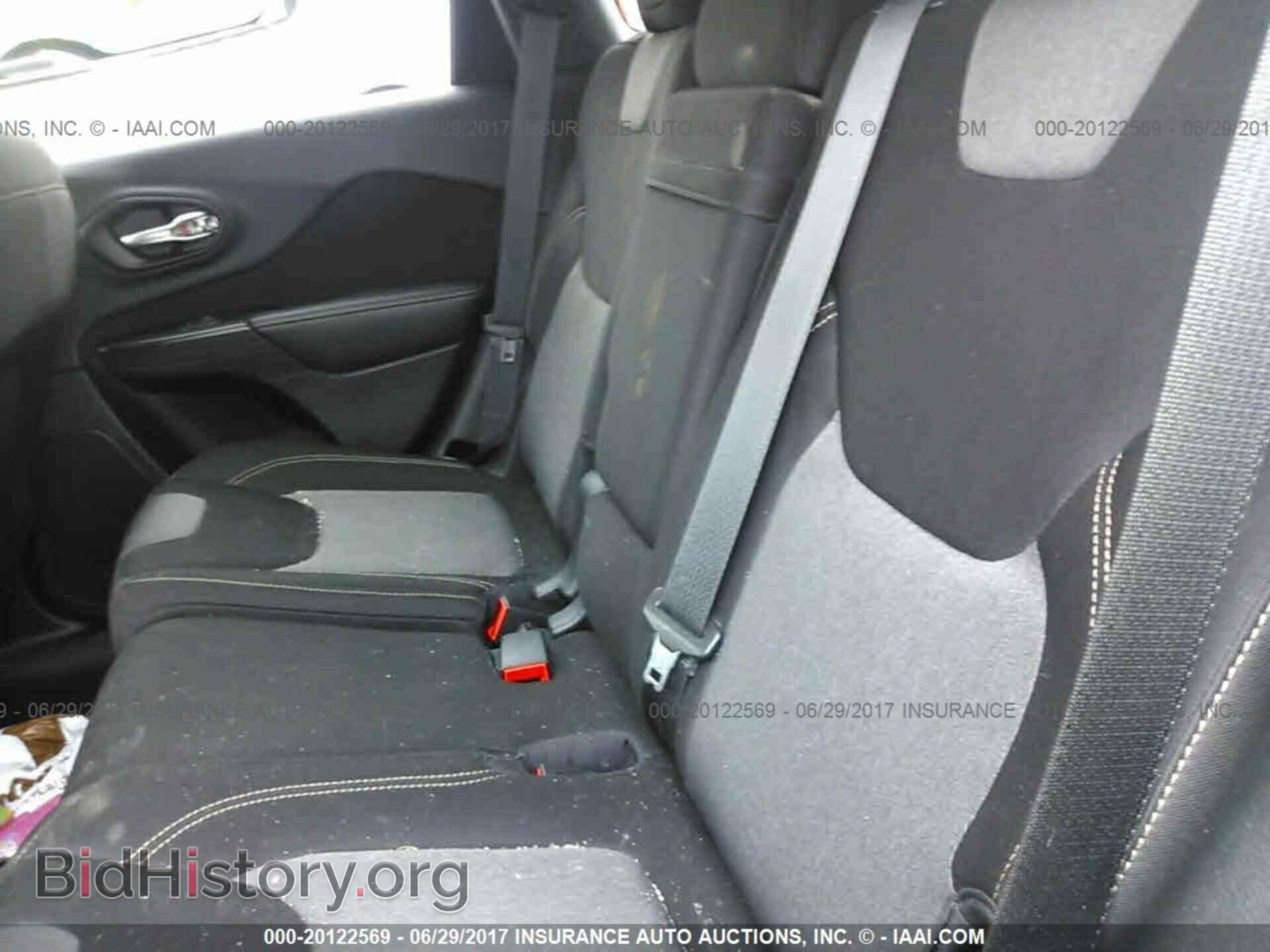 2014 Jeep Cherokee - VIN: 1C4PJLCB4EW245043 - Фото 8