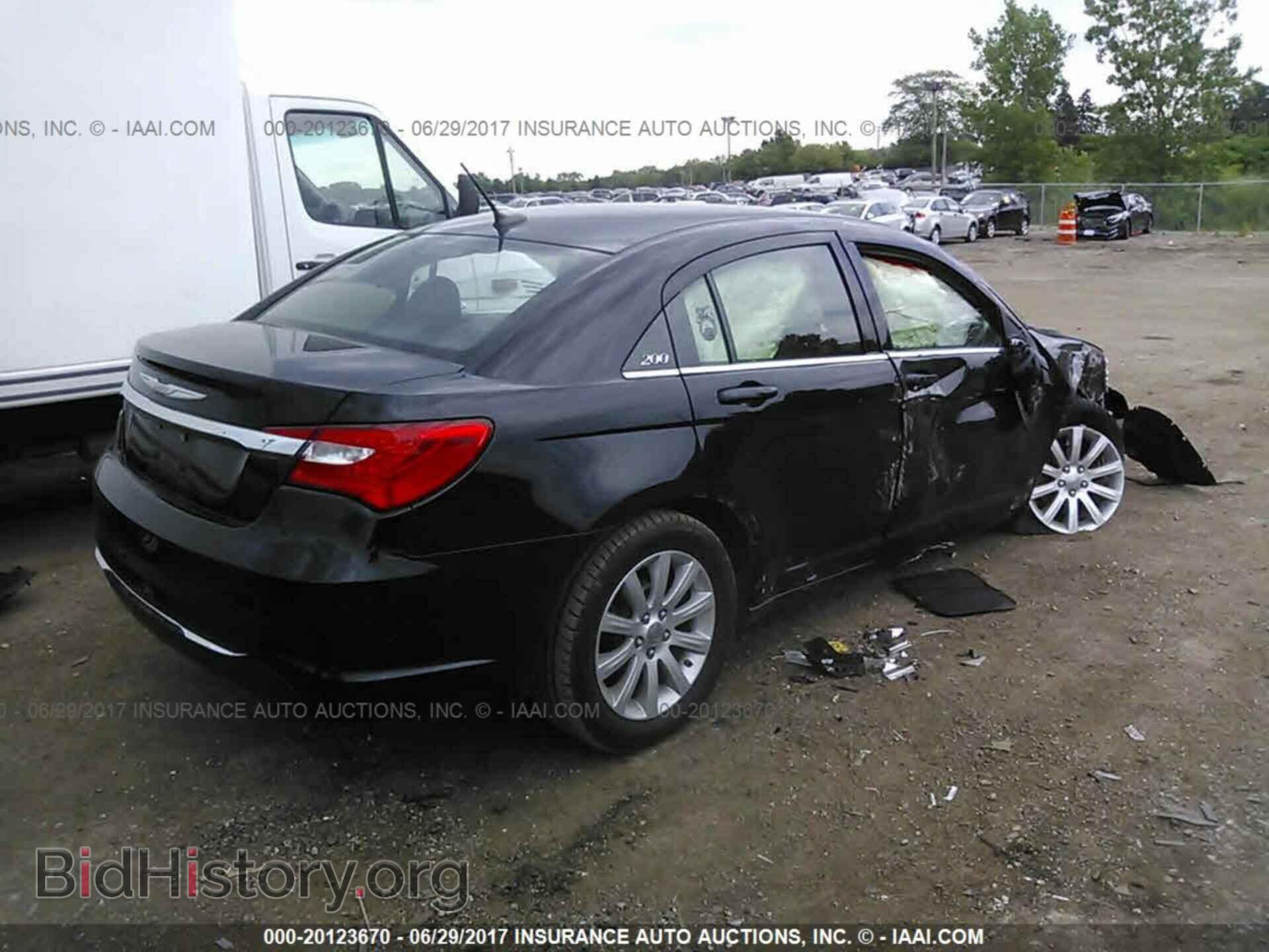 2012 Chrysler 200 - VIN: 1C3CCBBB3CN181427 - Фото 4
