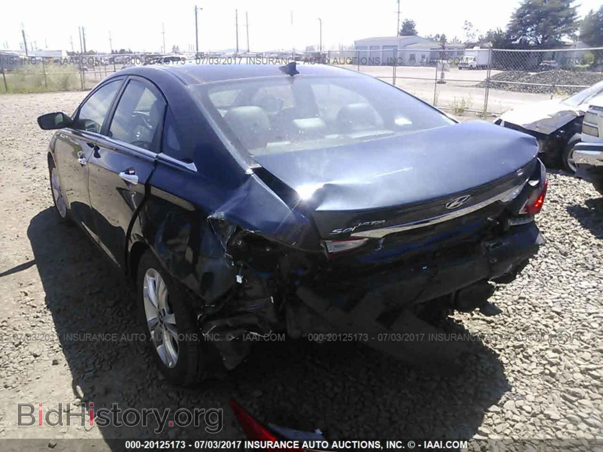 2012 Hyundai Sonata - VIN: 5NPEC4AC2CH483656 - Фото 3