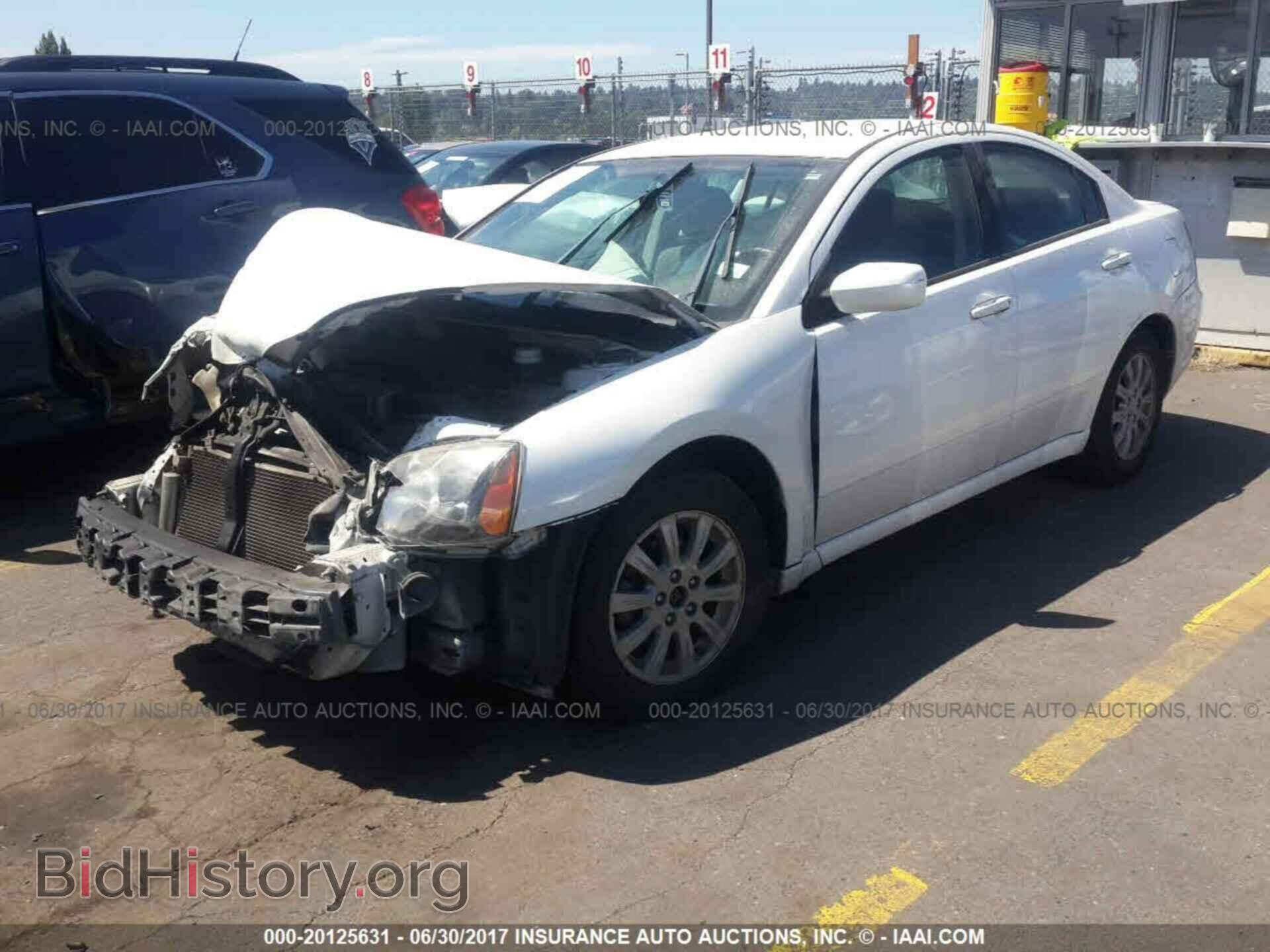 2011 Mitsubishi Galant - VIN: 4A32B2FF2BE011952 - Фото 2