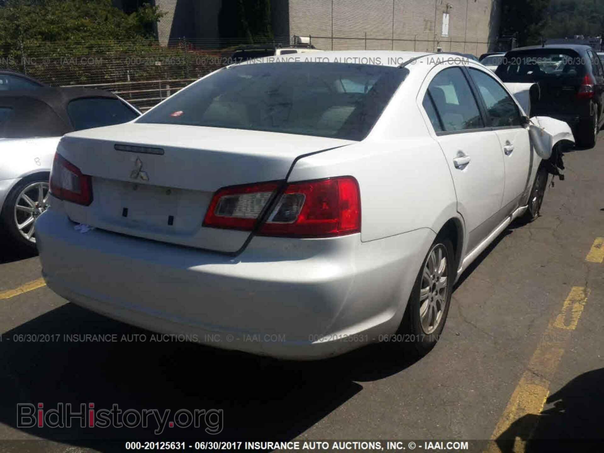 2011 Mitsubishi Galant - VIN: 4A32B2FF2BE011952 - Фото 4
