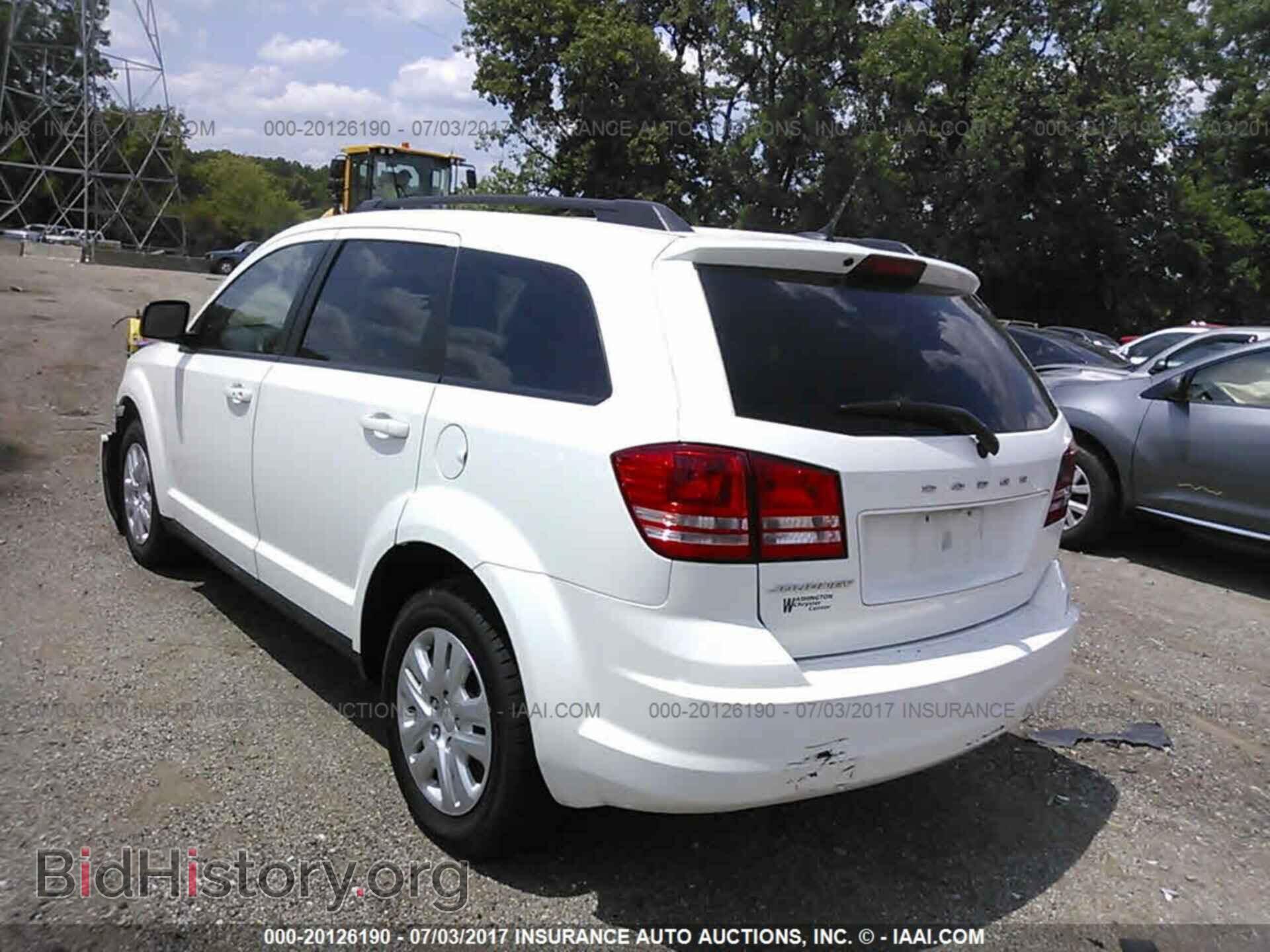 2016 Dodge Journey - VIN: 3C4PDCAB7GT237635 - Photo 3
