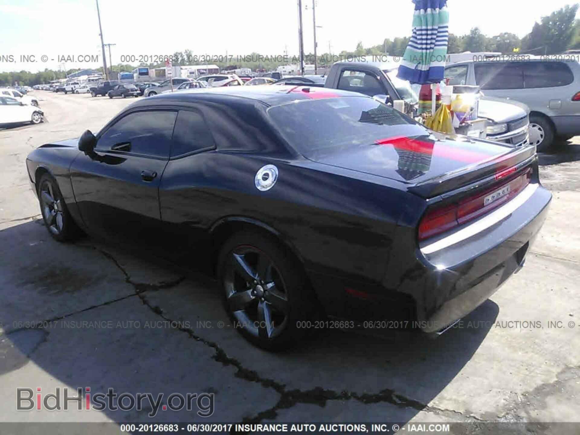 2012 Dodge Challenger - VIN: 2C3CDYAG1CH240531 - Photo 3