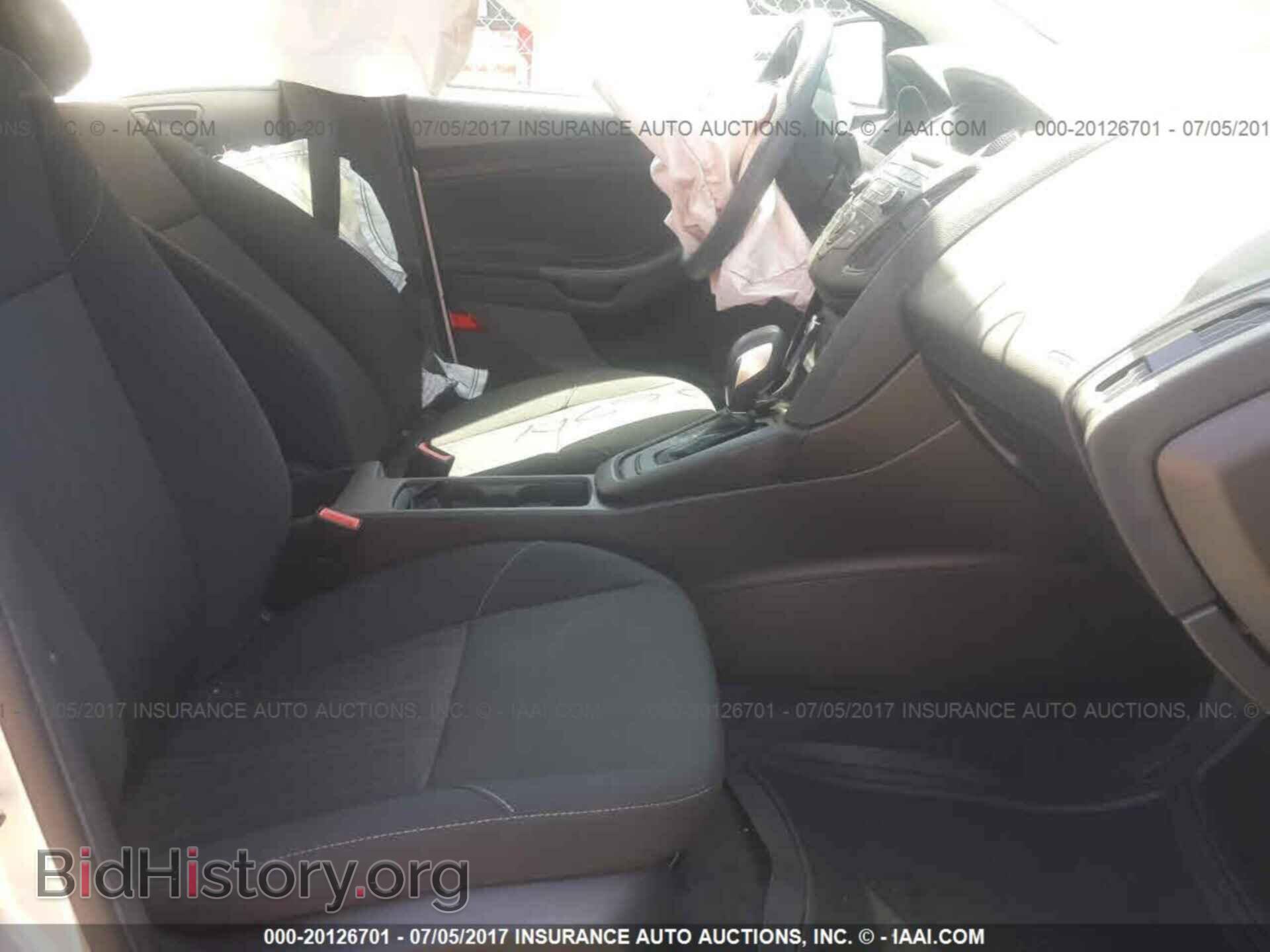 2016 Ford Focus - VIN: 1FADP3E22GL327653 - Фото 5