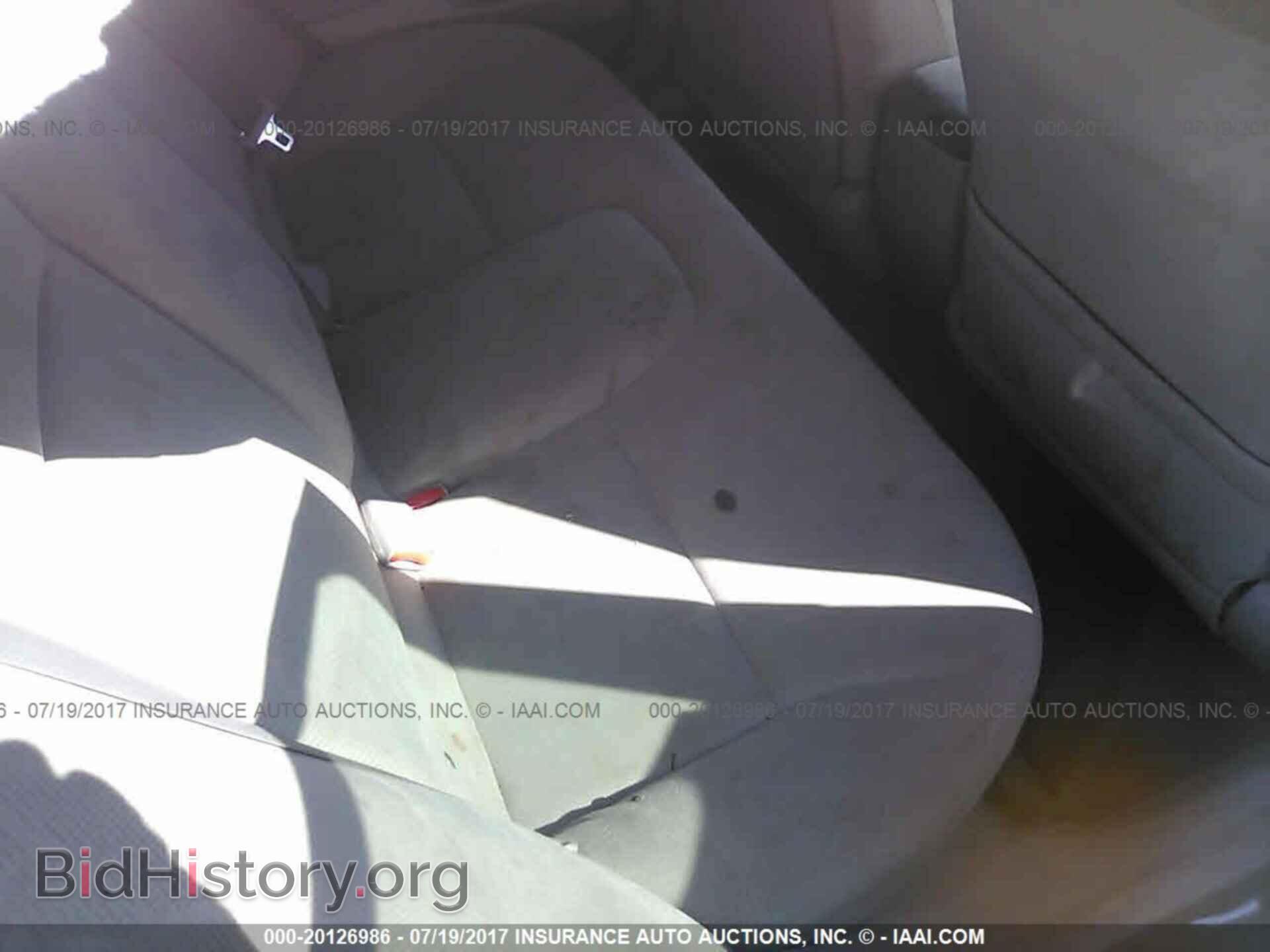 2012 Honda Civic - VIN: 19XFB2F55CE069393 - Photo 8